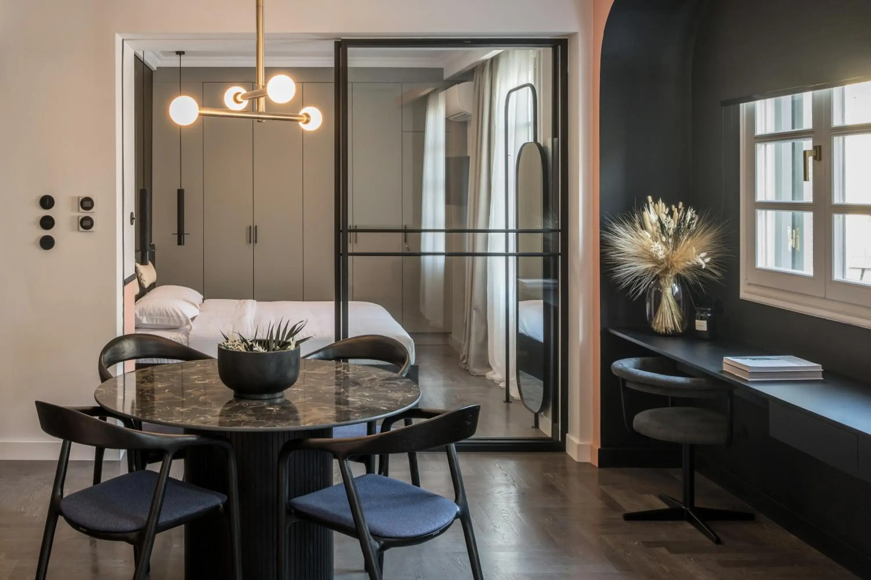 Living room, Bed in 72 AD Suites Living room, Bed in 72 AD Suites