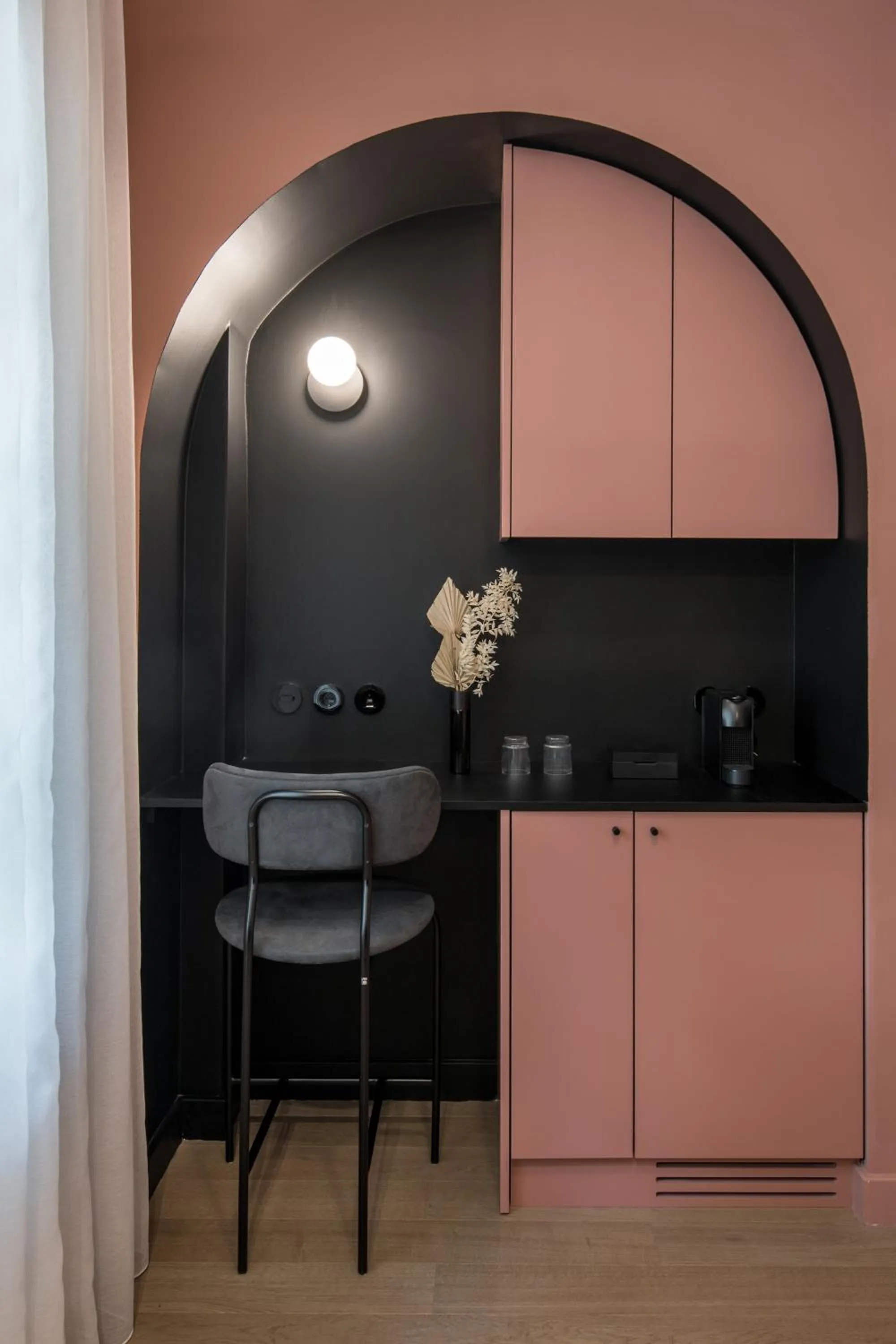 Decorative detail in 72 AD Suites