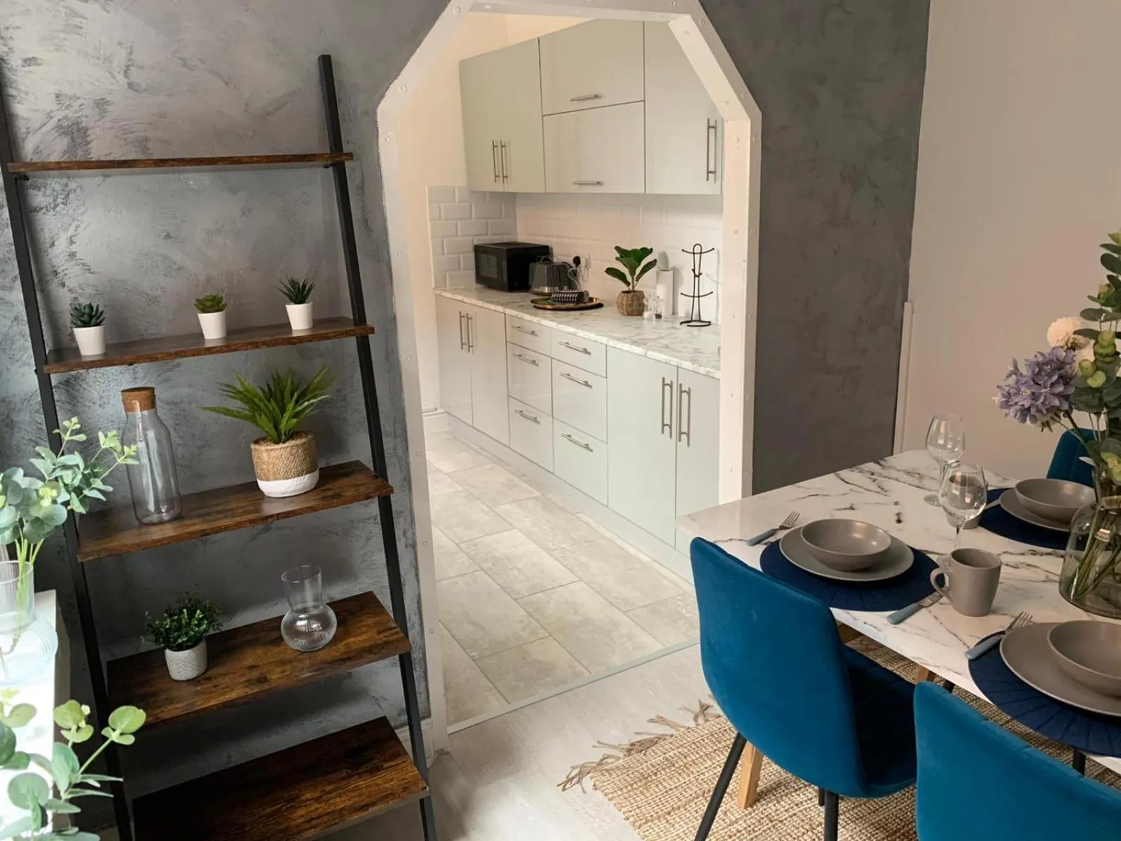 Kitchen or kitchenette in House of cosy dots