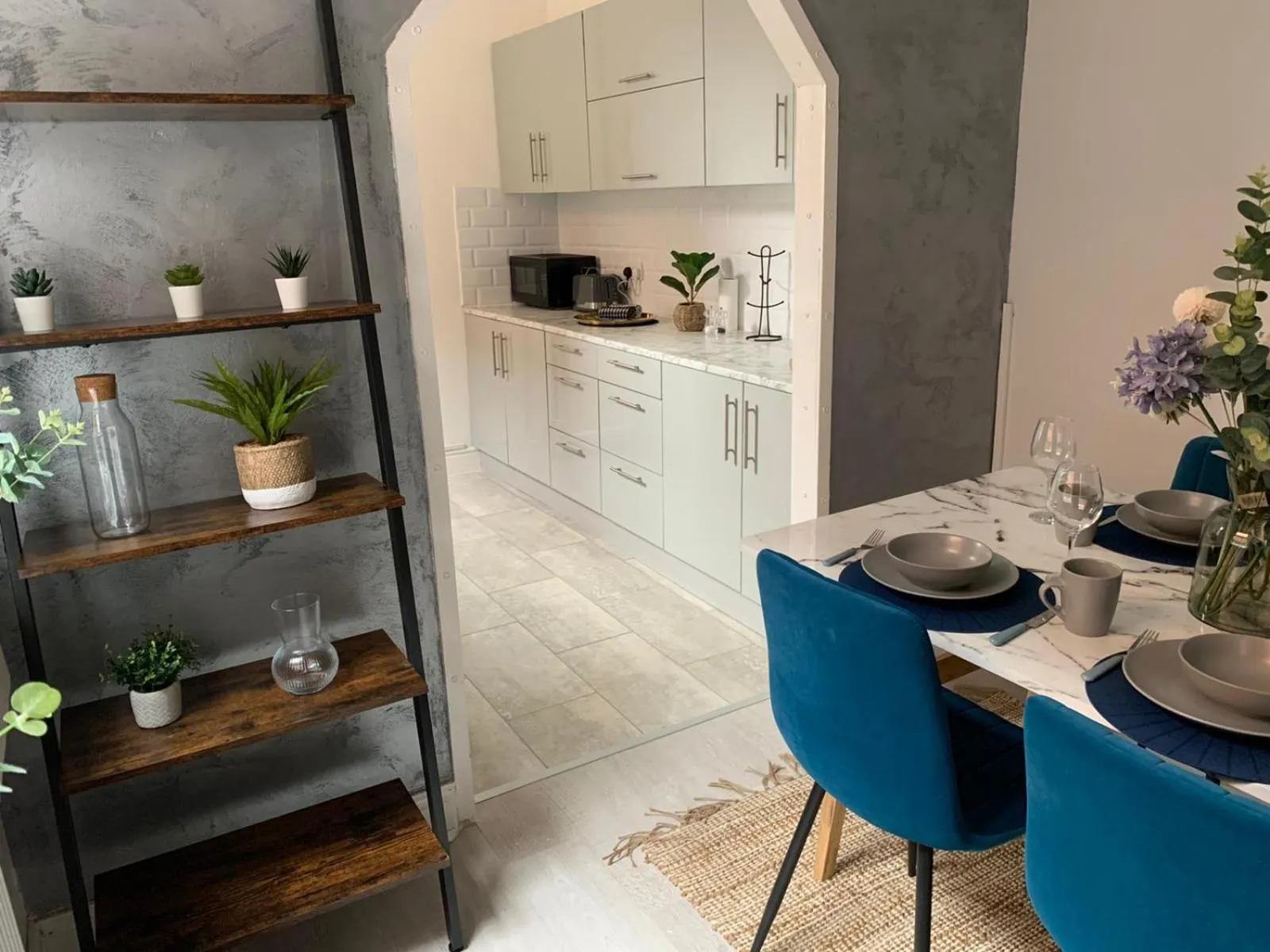 Kitchen or kitchenette in House of cosy dots