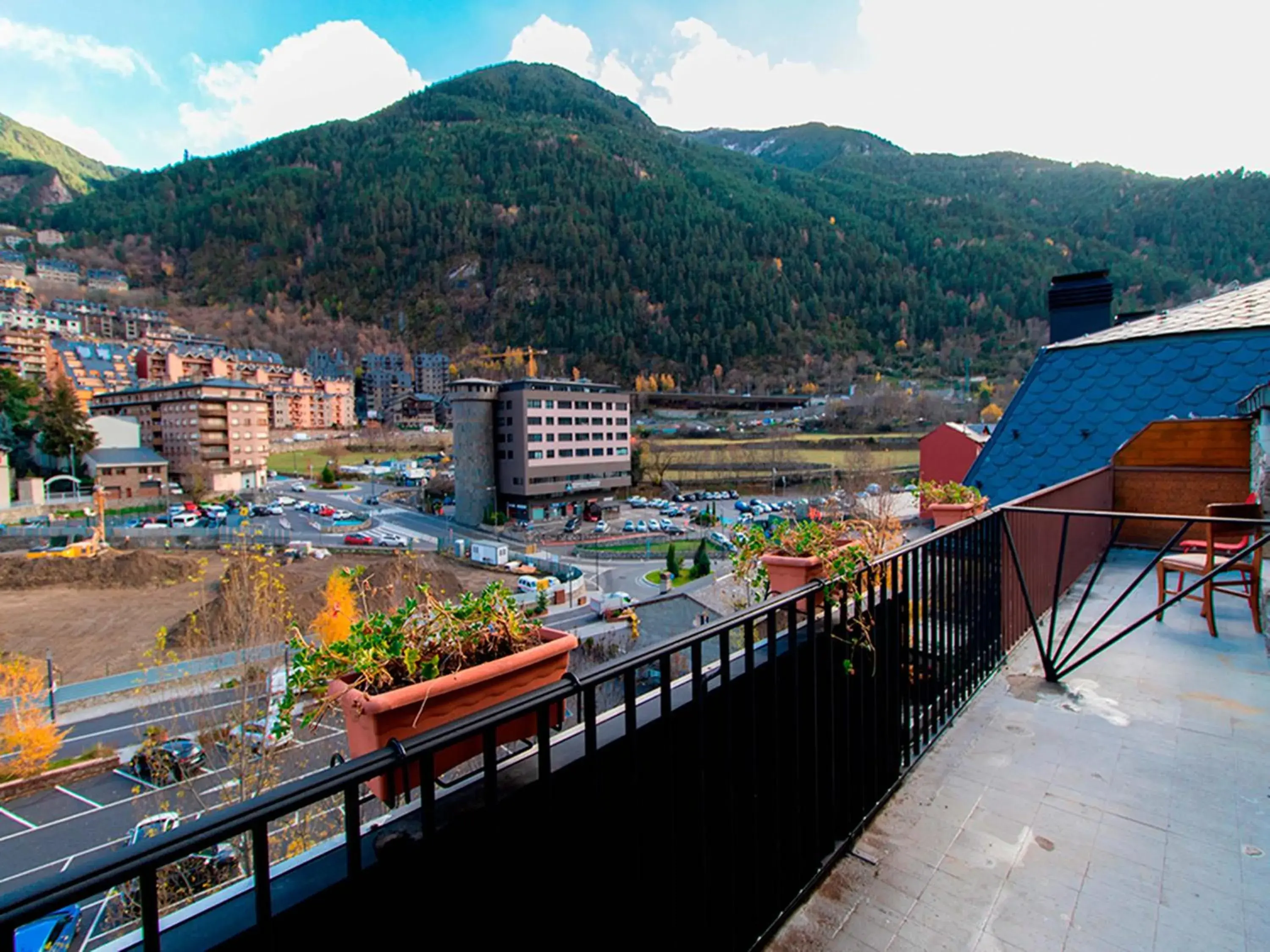 Mountain view in Hotel Pere D'Urg 3000 Mountain view in Hotel Pere D'Urg 3000