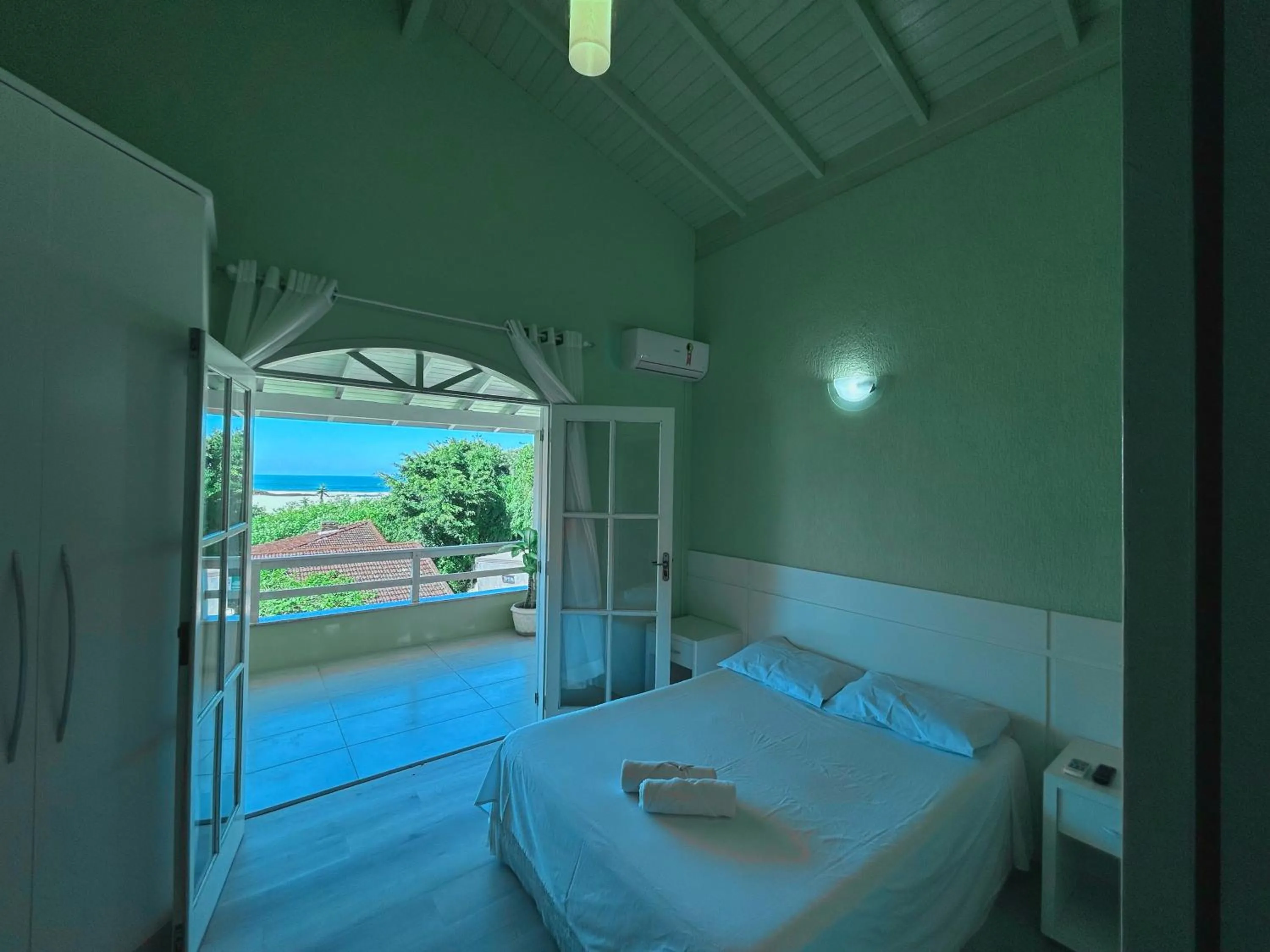 Double Room with Sea View - single occupancy in Hotel & Pousada Bella Vista