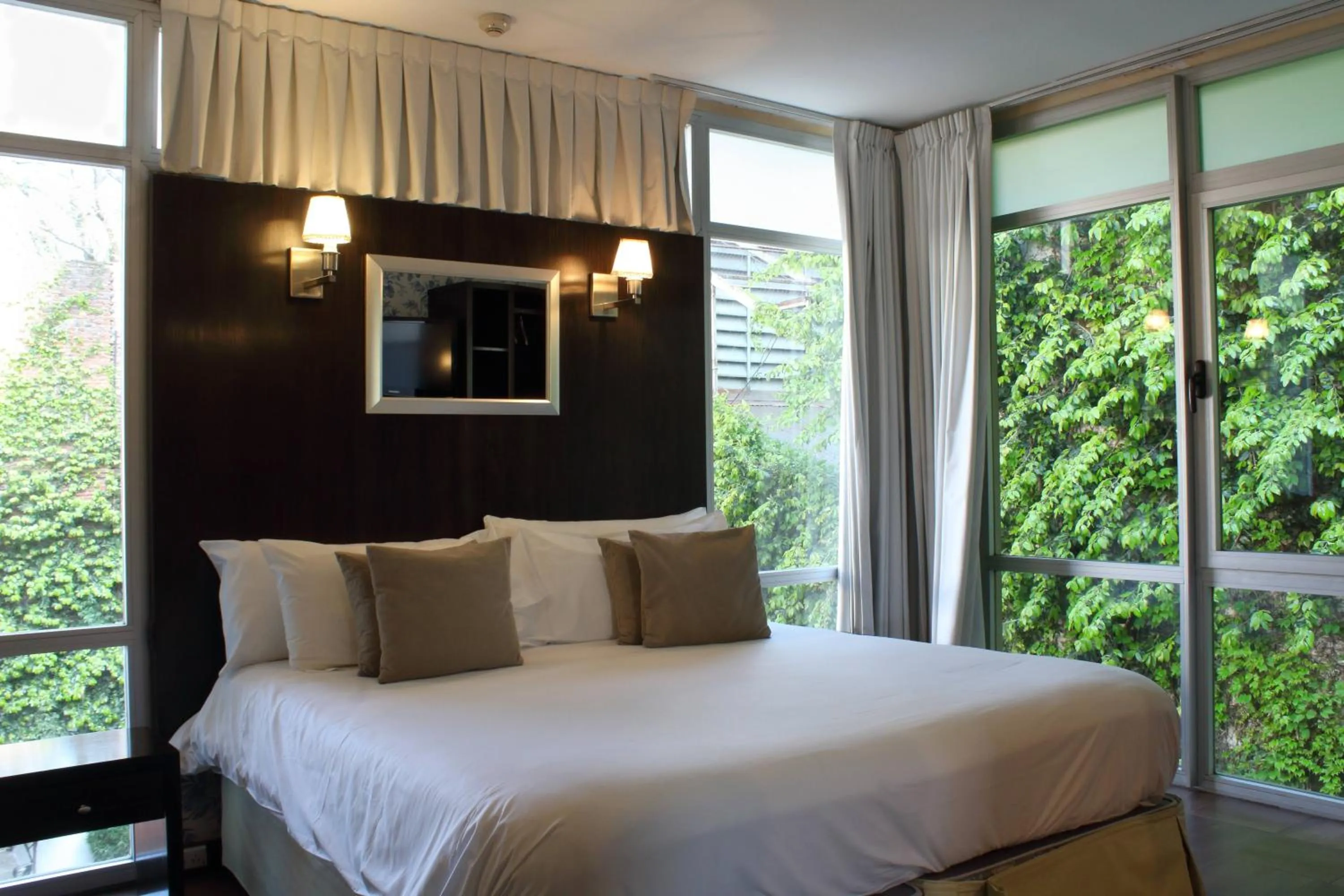 Photo of the whole room, Bed in Ribera Sur Hotel