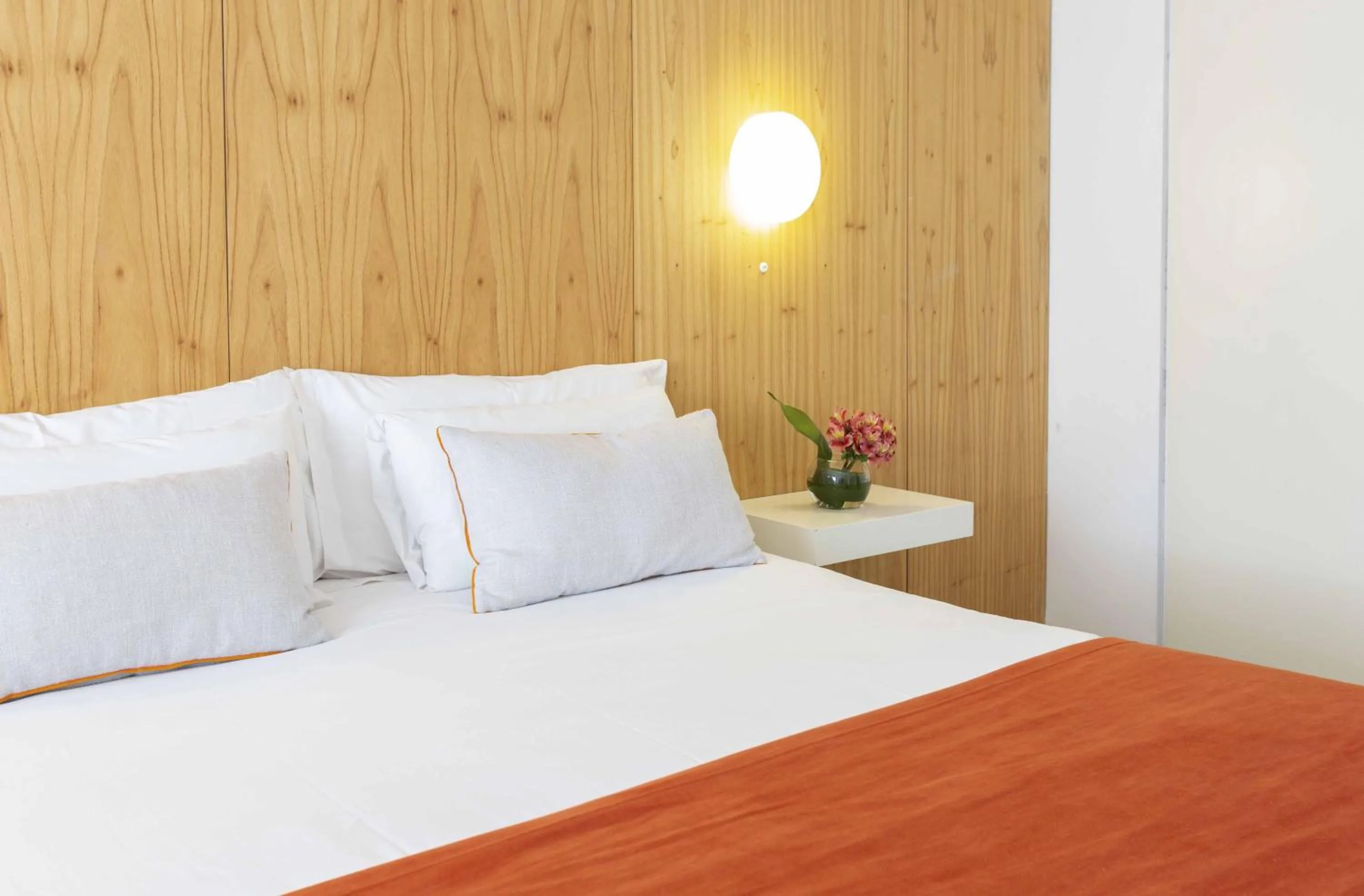 Bed in Deco Collection