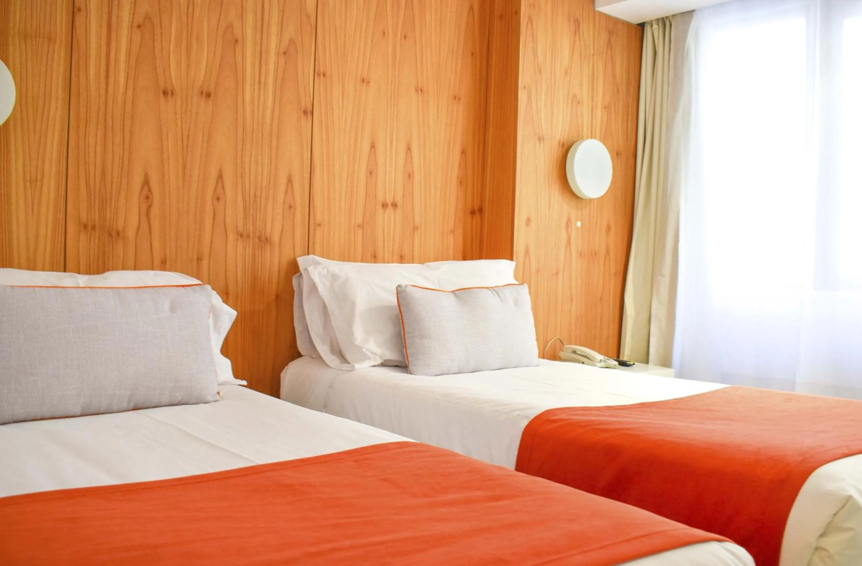 Bedroom, Bed in Deco Collection