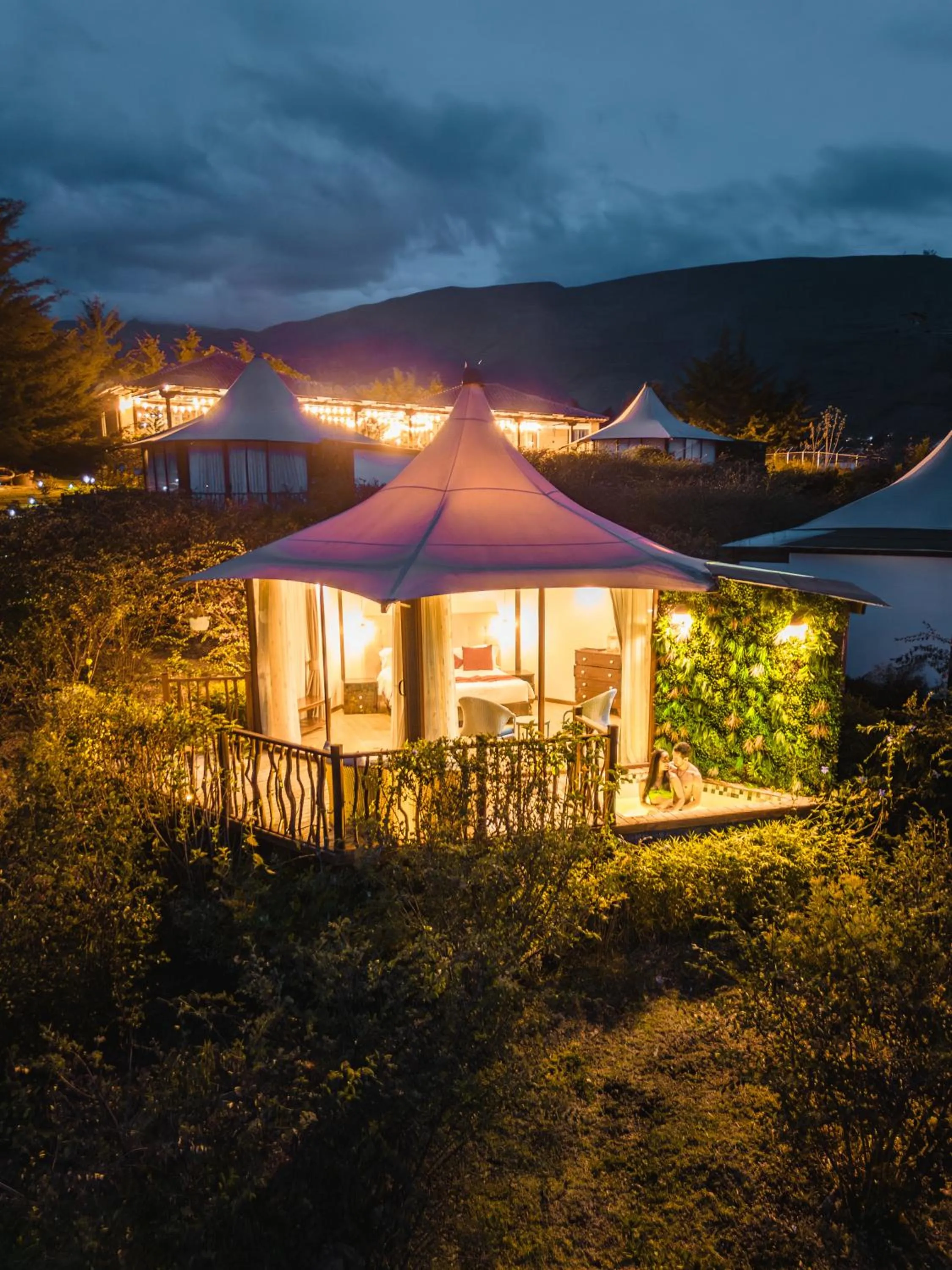 Night in GENKI LUXURY GLAMPING