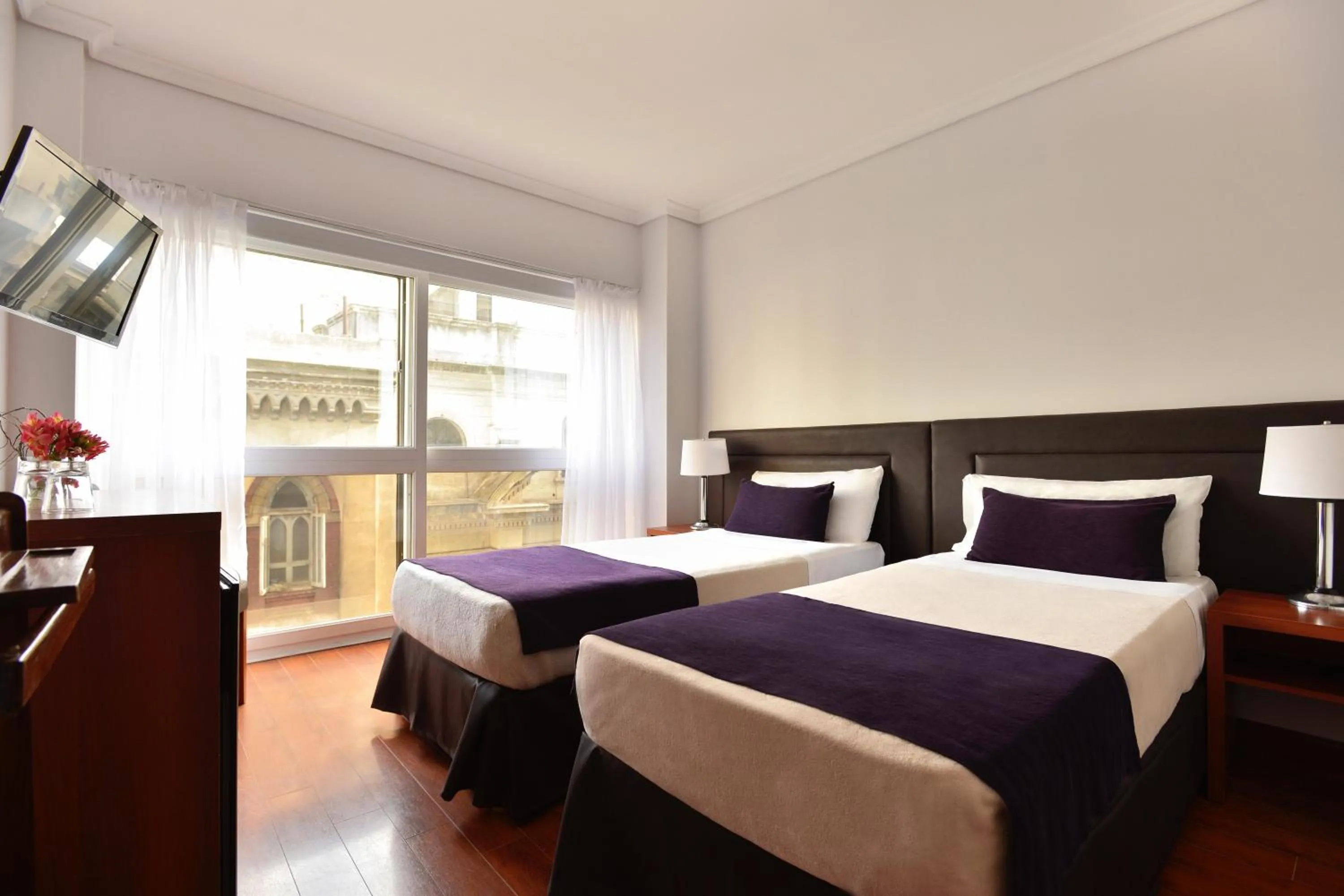 Photo of the whole room, Bed in Bisonte Libertad