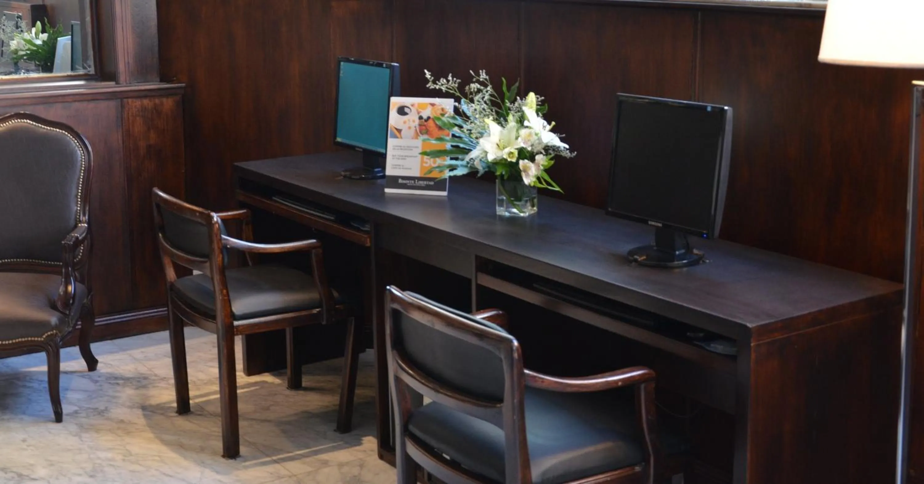 Business facilities in Bisonte Libertad