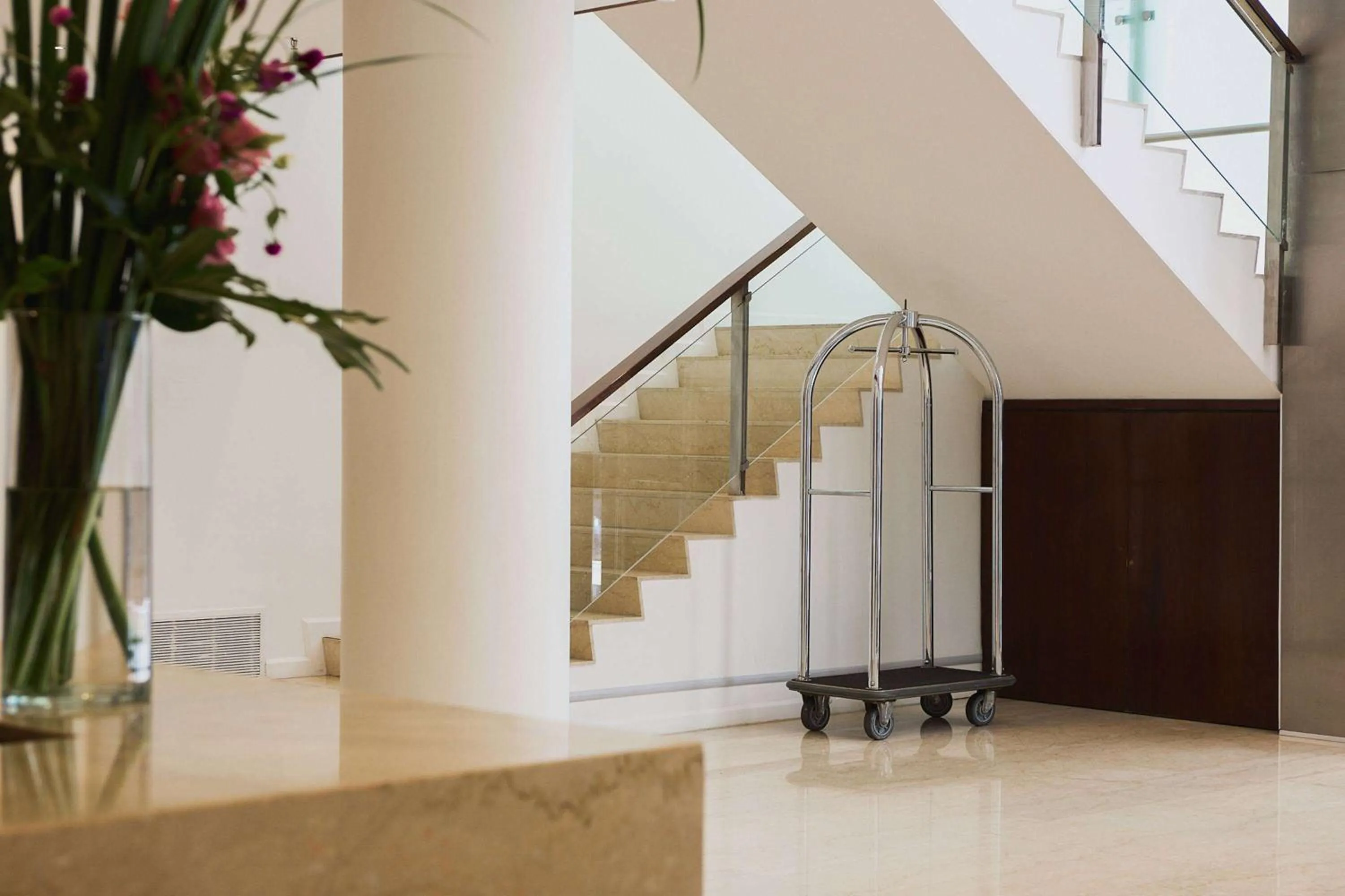 Lobby or reception in Dazzler by Wyndham Buenos Aires San Martin