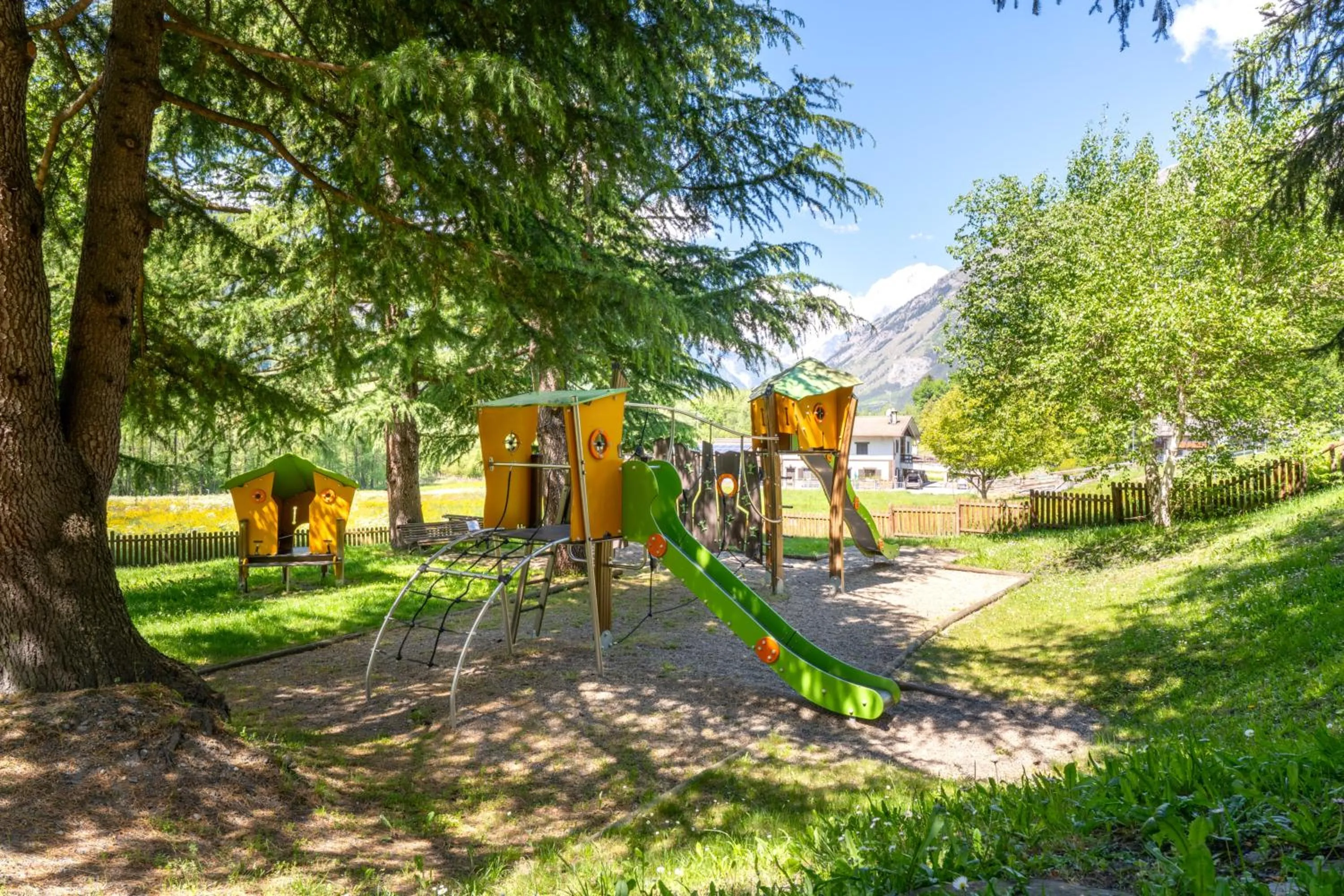 Bijoux Des Alpes - Mont Blanc Village