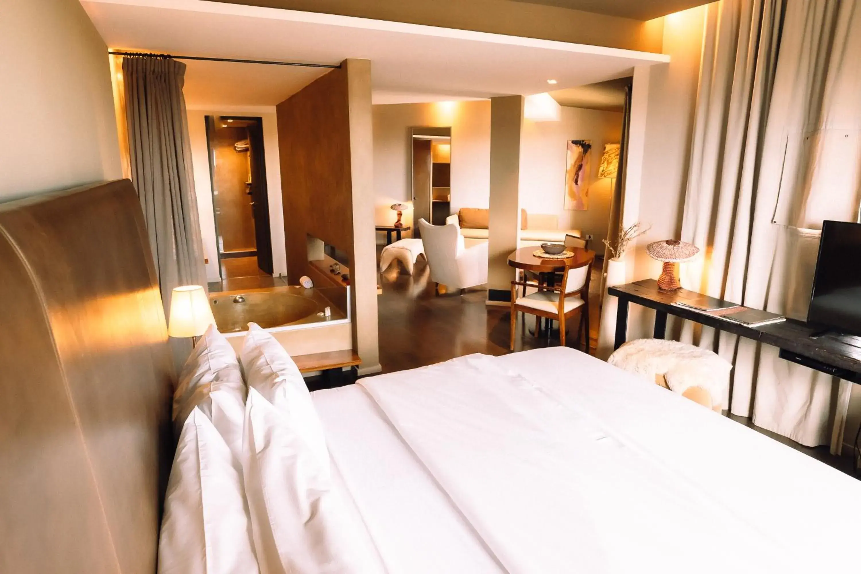 Photo of the whole room, Bed in Esplendor by Wyndham El Calafate Photo of the whole room, Bed in Esplendor by Wyndham El Calafate