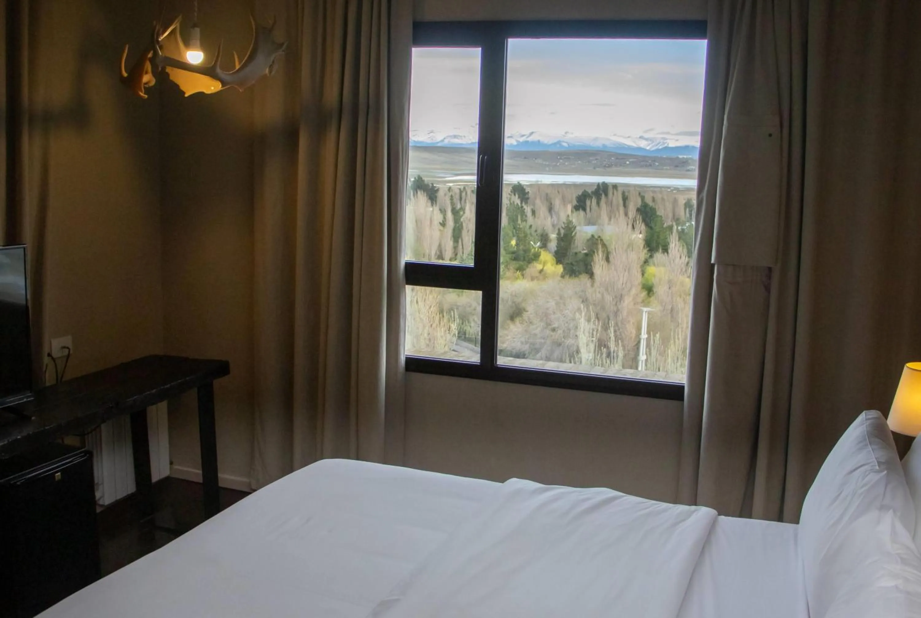 Photo of the whole room, Bed in Esplendor by Wyndham El Calafate