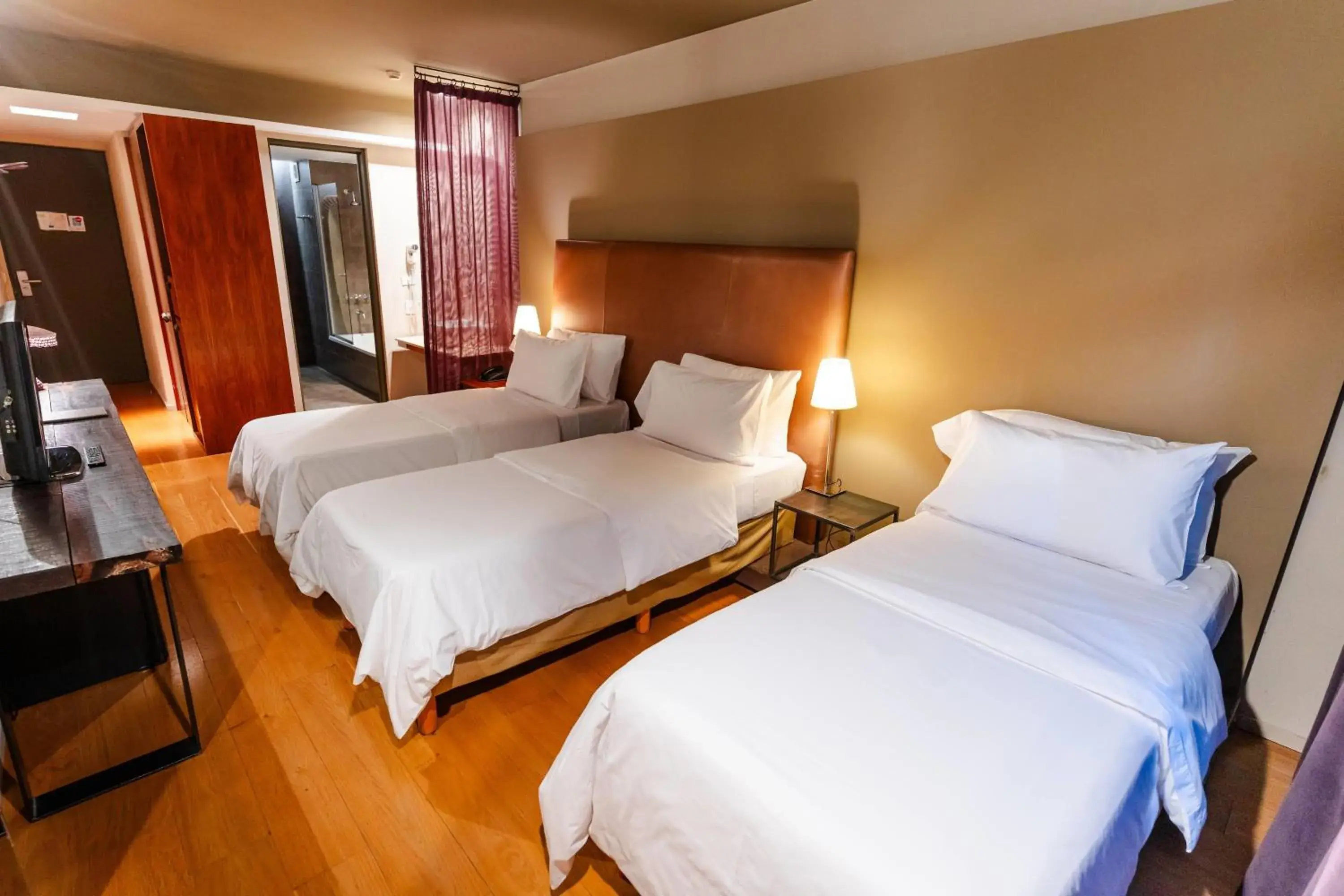 Photo of the whole room, Bed in Esplendor by Wyndham El Calafate Photo of the whole room, Bed in Esplendor by Wyndham El Calafate