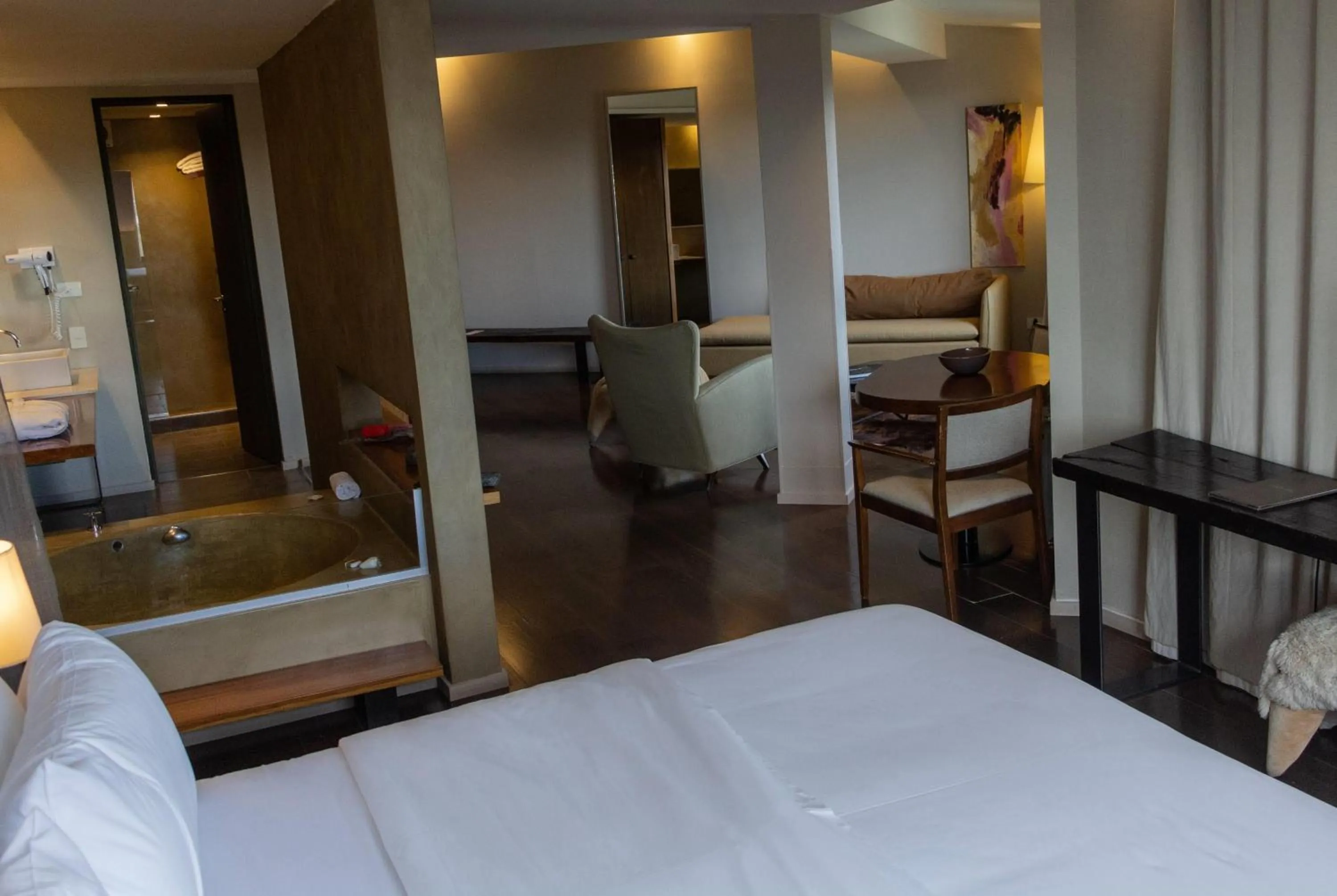 Photo of the whole room, Bed in Esplendor by Wyndham El Calafate