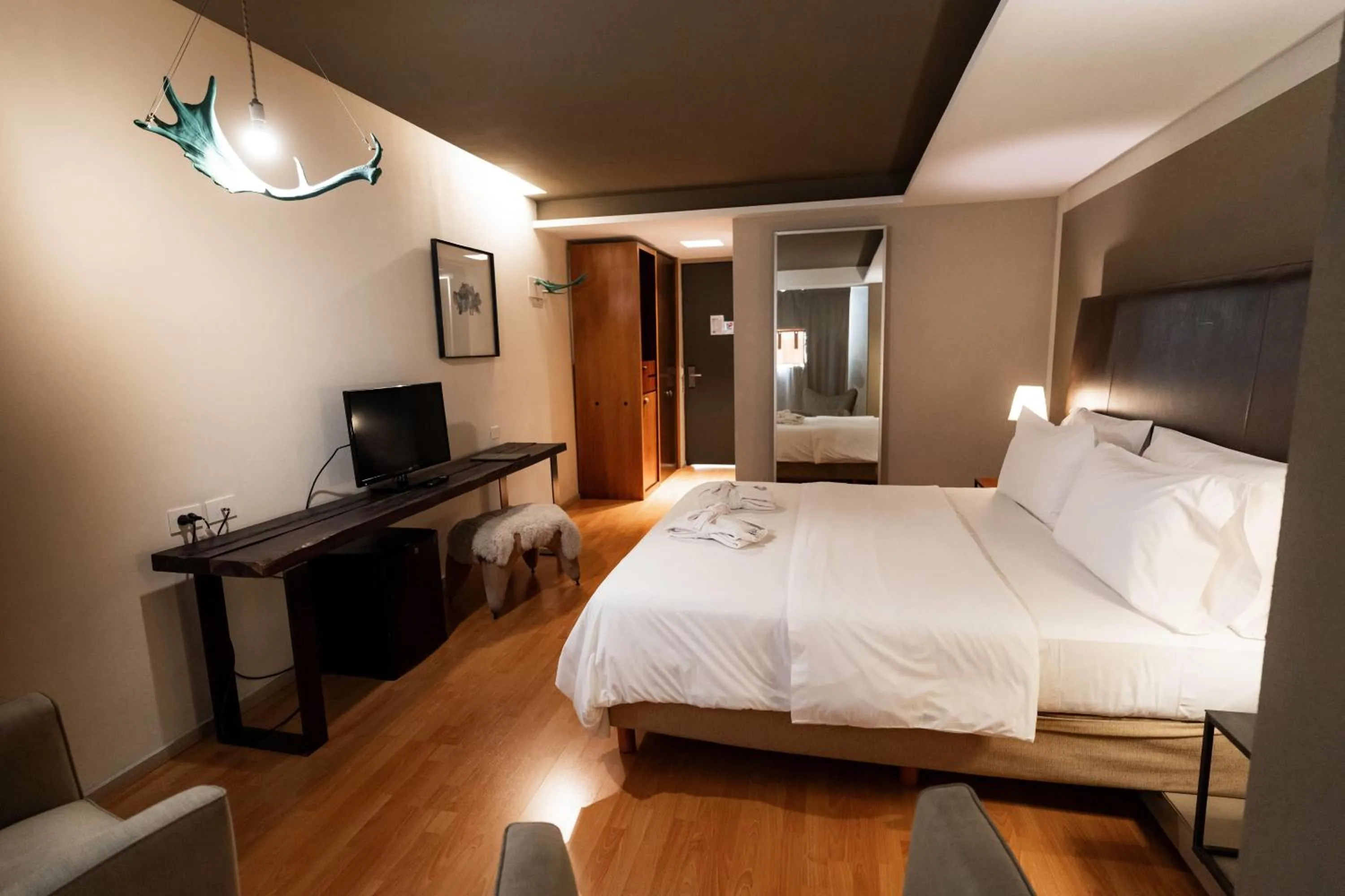 Photo of the whole room, Bed in Esplendor by Wyndham El Calafate