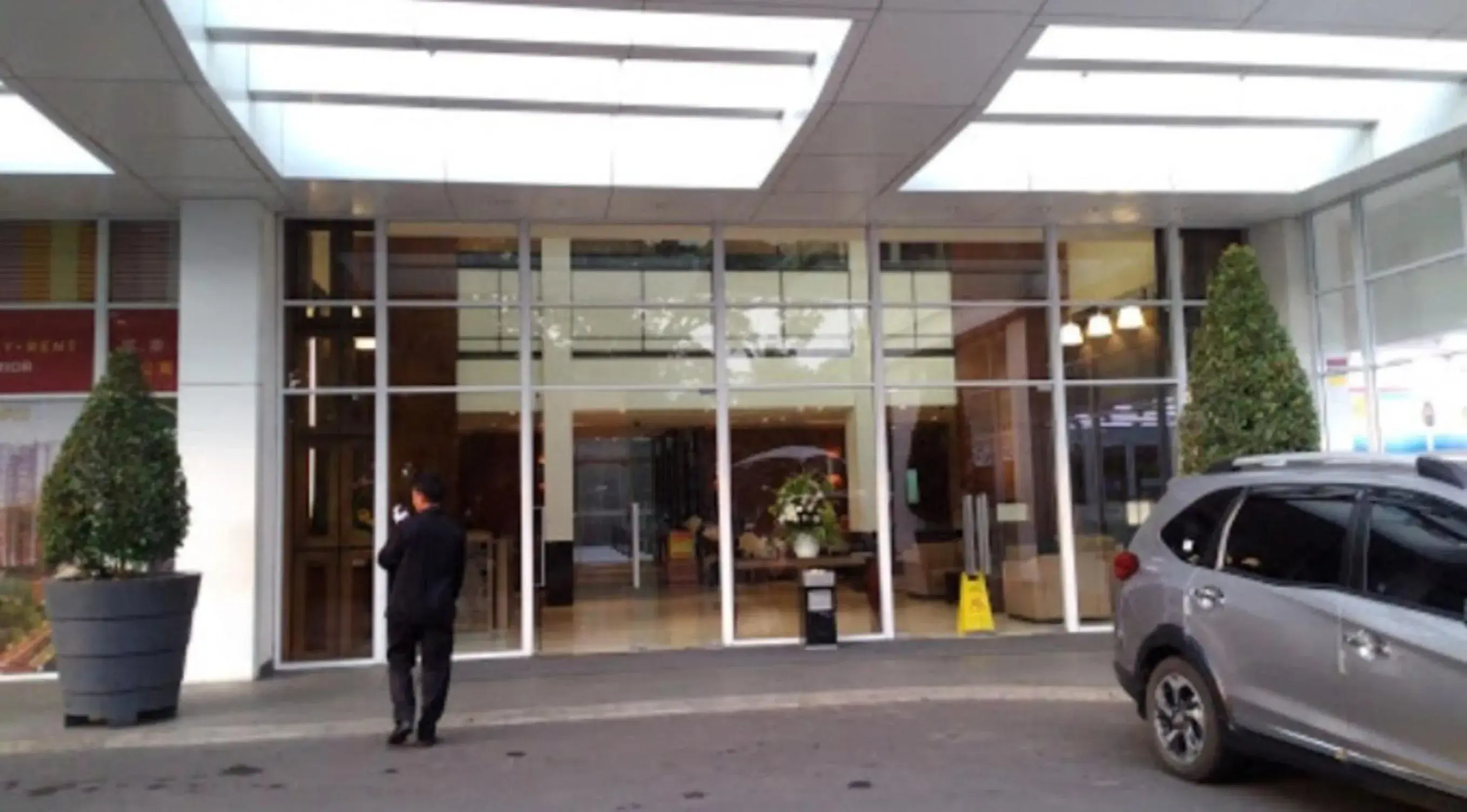 Facade/entrance in U Residence 2 by Ana Room Facade/entrance in U Residence 2 by Ana Room