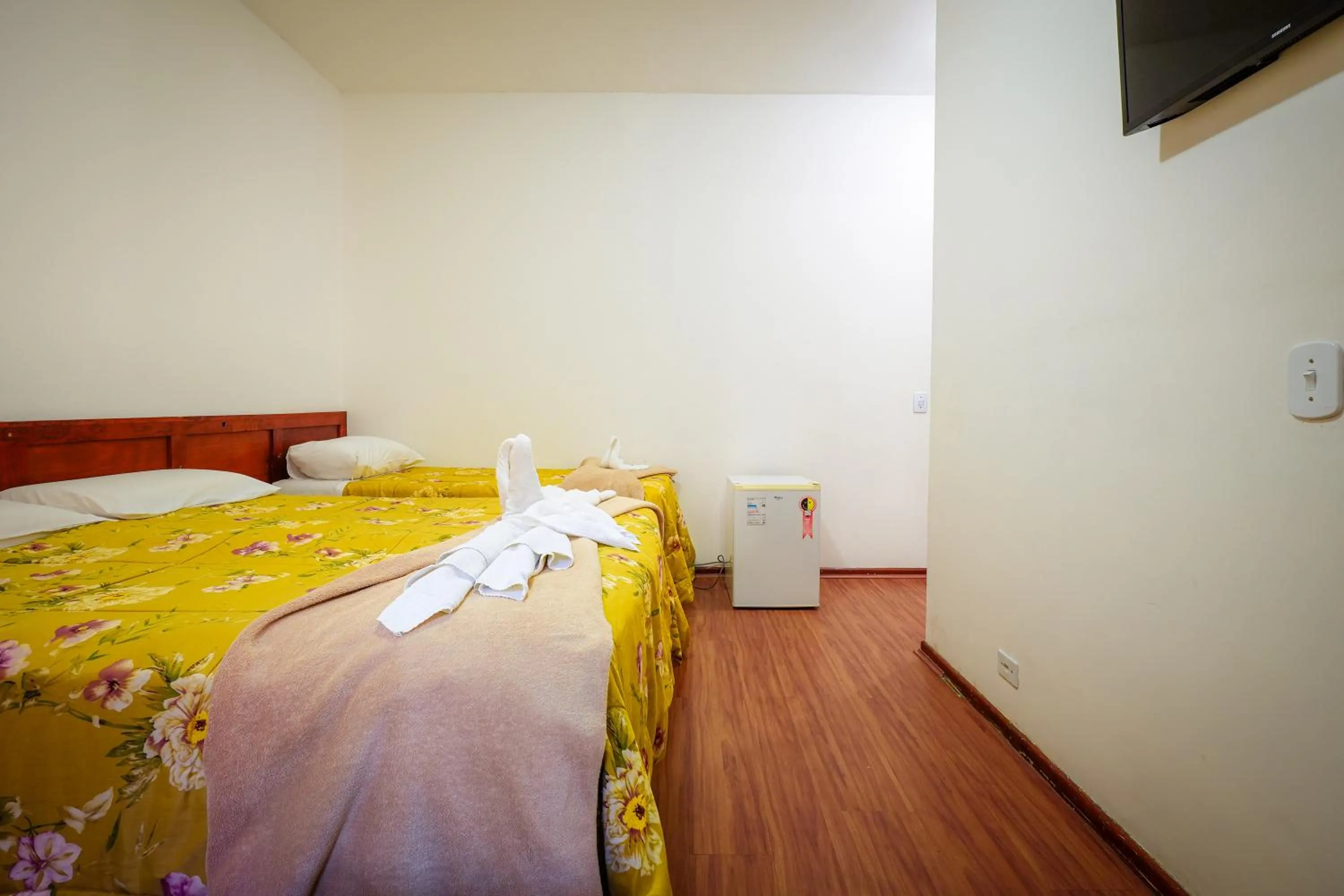 Photo of the whole room, Bed in VELINN Pousada Flores do Capivari