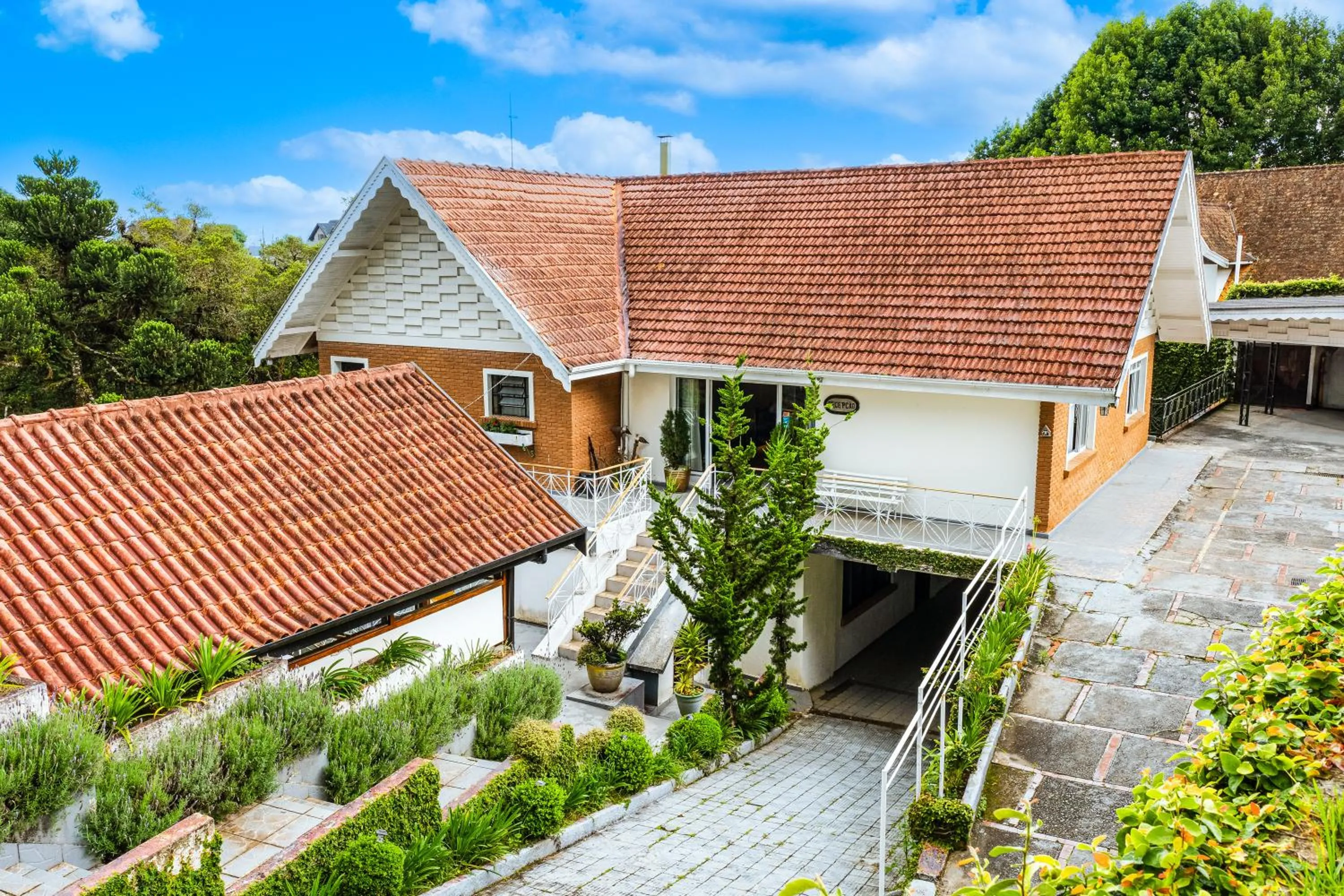 Property building in VELINN Pousada Flores do Capivari