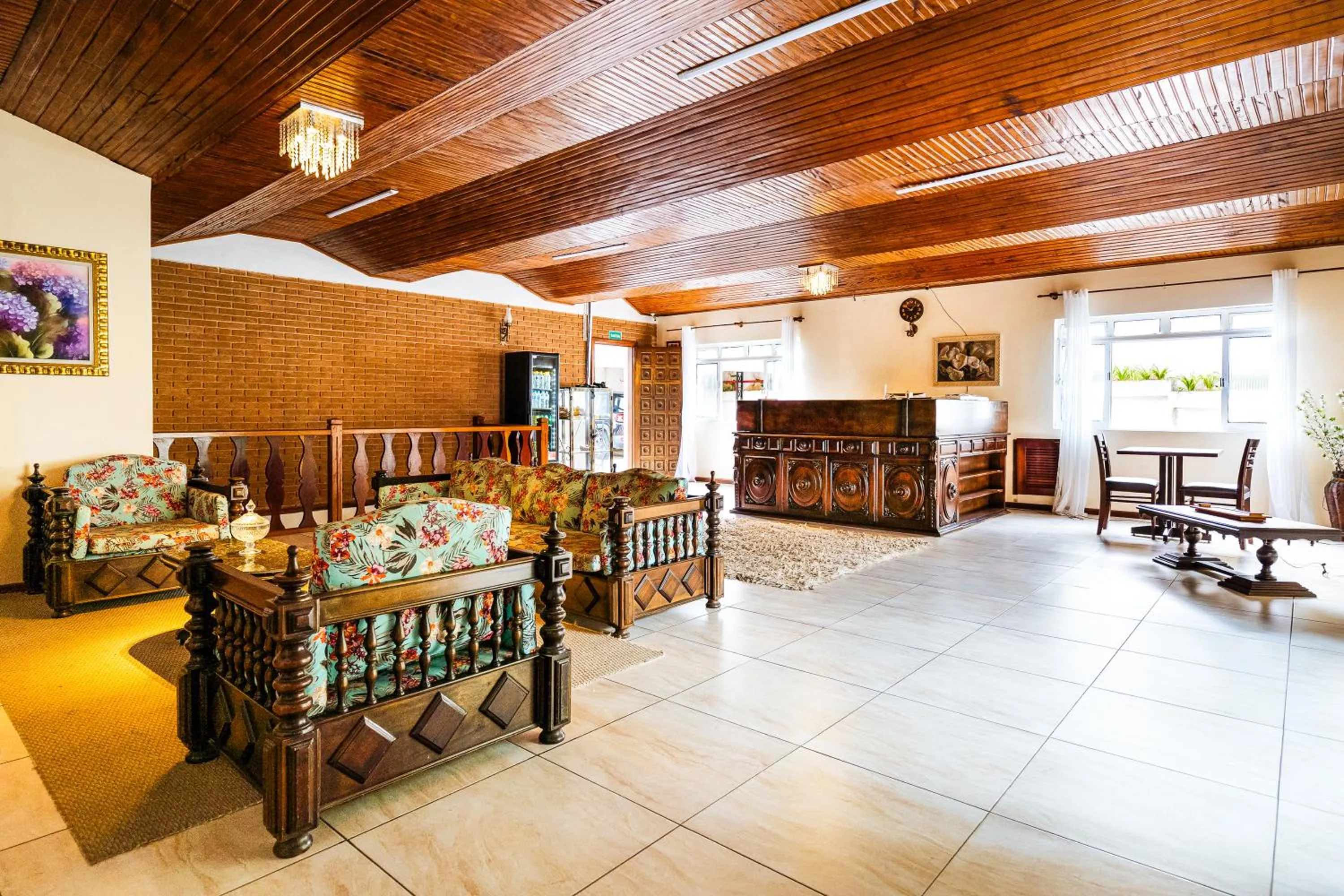 Lobby or reception in VELINN Pousada Flores do Capivari