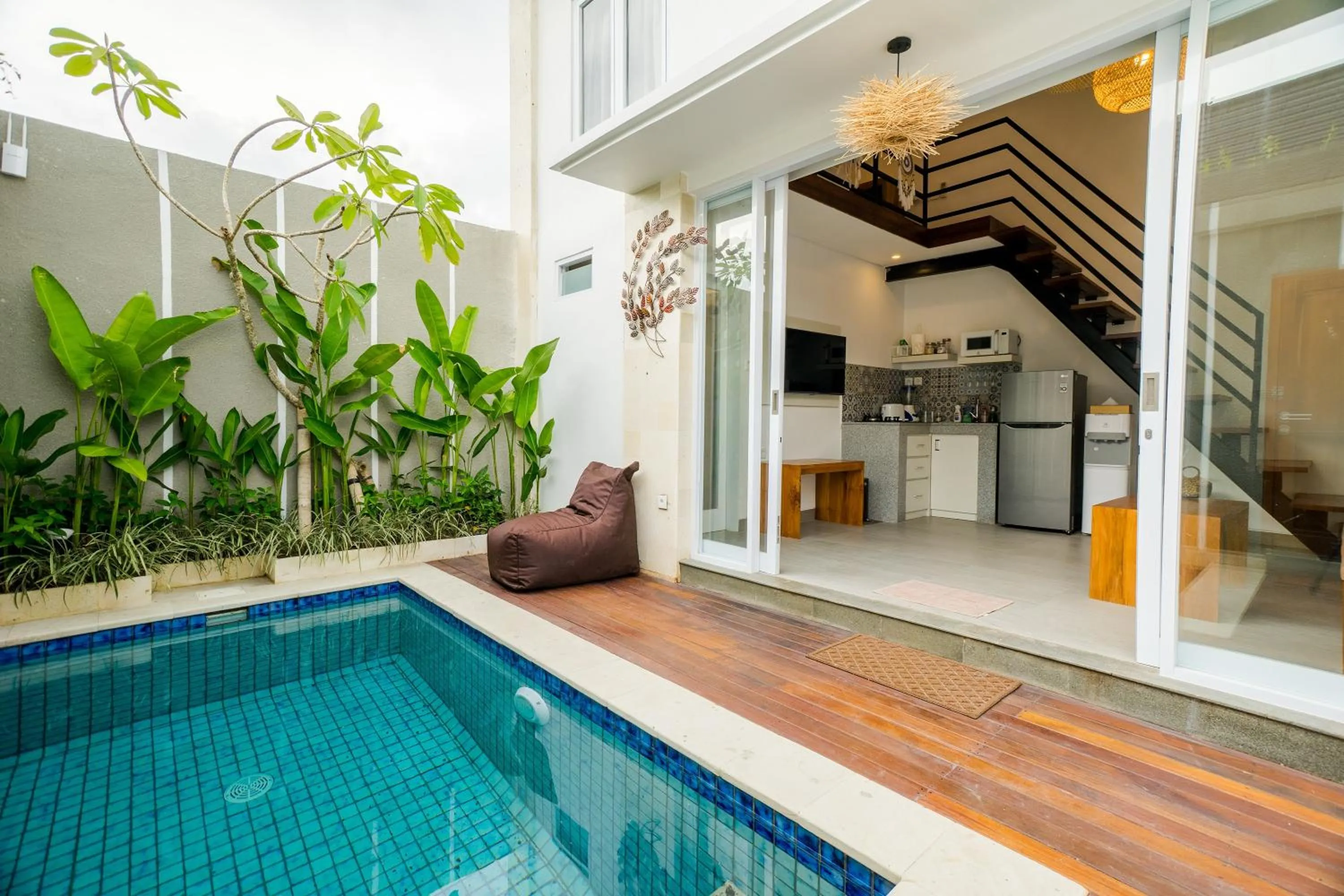 Swimming pool in Fourleaf