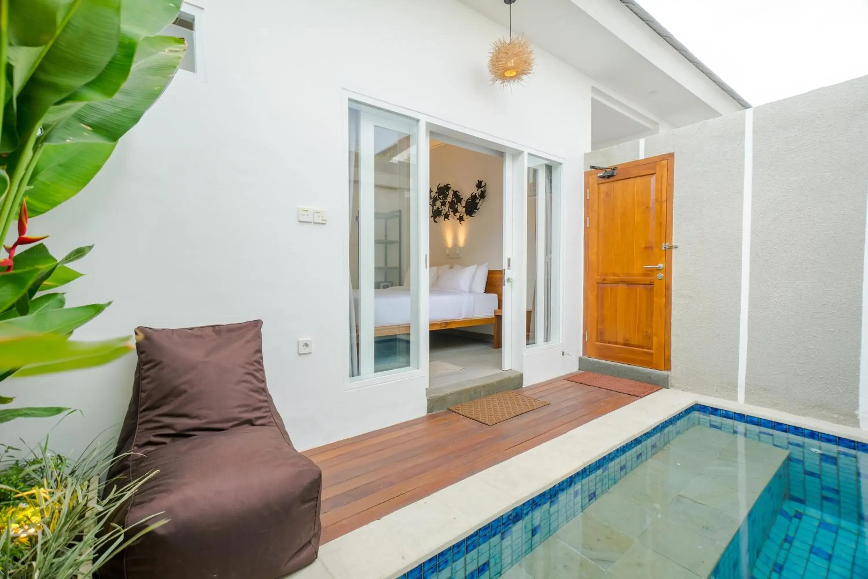 Swimming pool in Fourleaf Swimming pool in Fourleaf