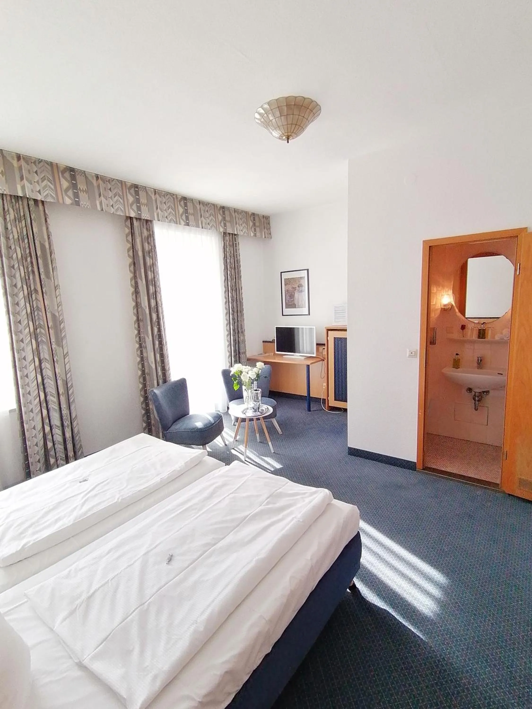 Photo of the whole room, Bed in Hotel Wendelstein