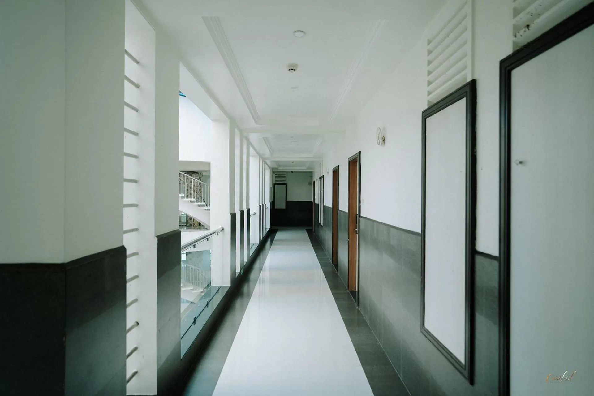 Daksh The Madhuvan Suites Dwarka