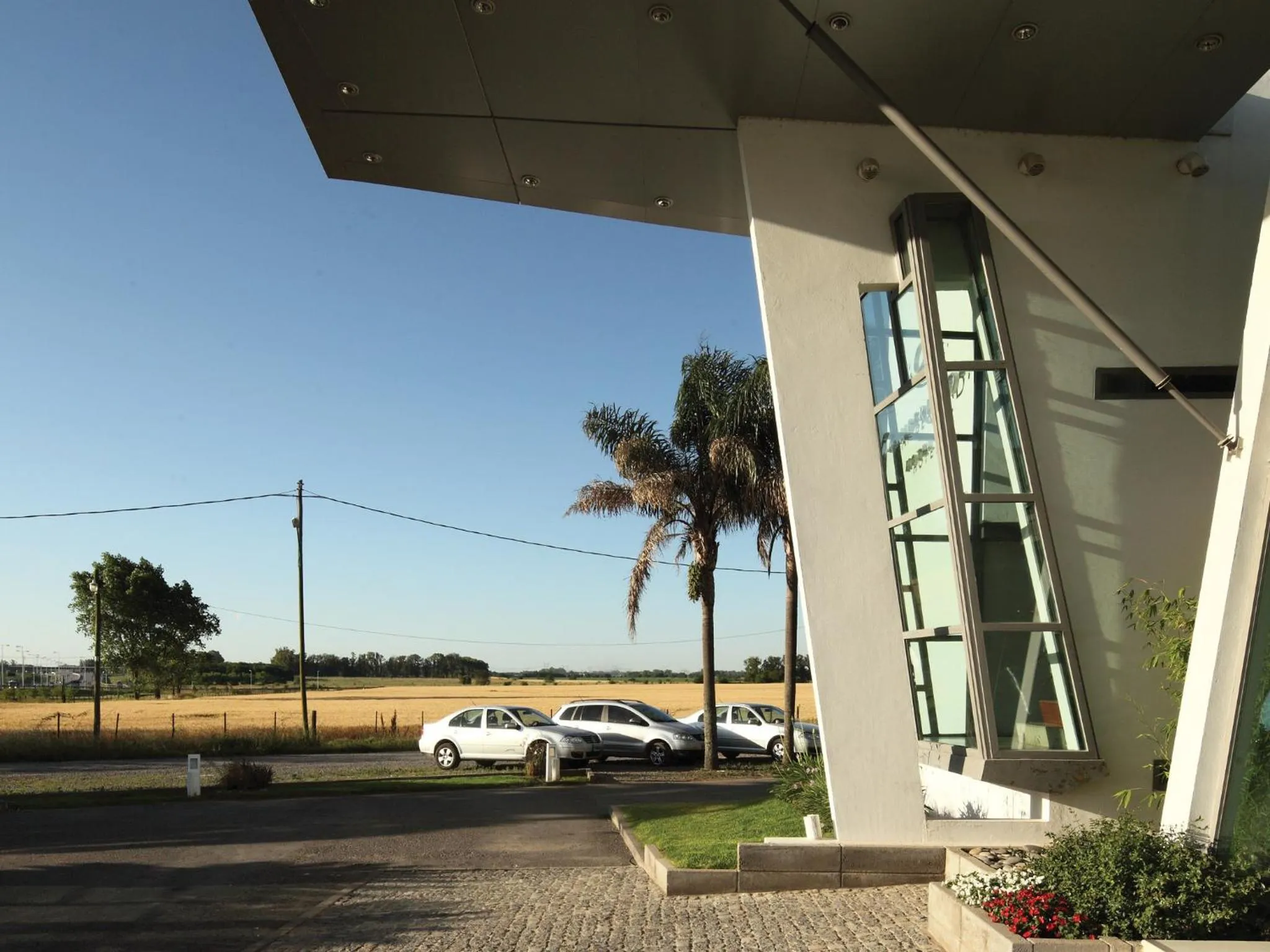 Facade/entrance in Hotel Camberland