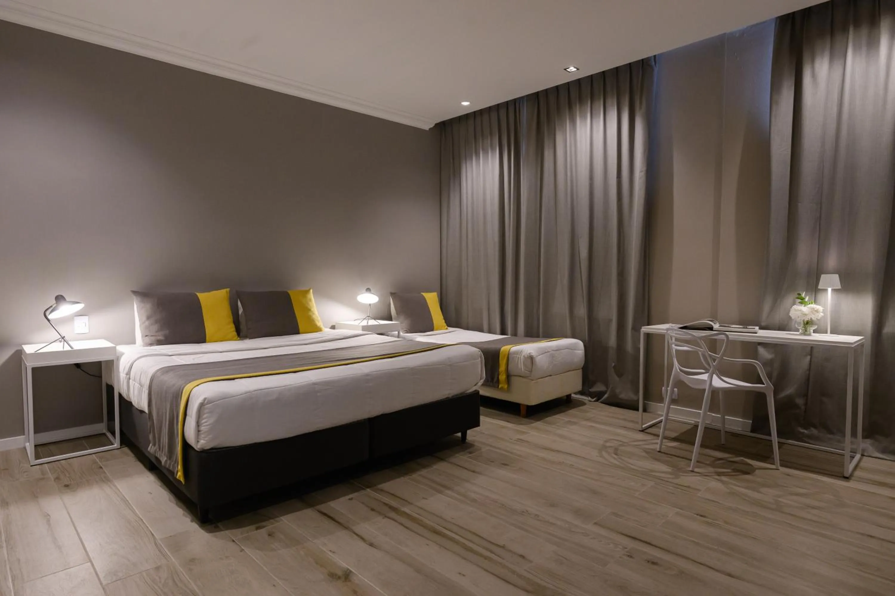 Bedroom, Bed in Midtown Boutique Hotel