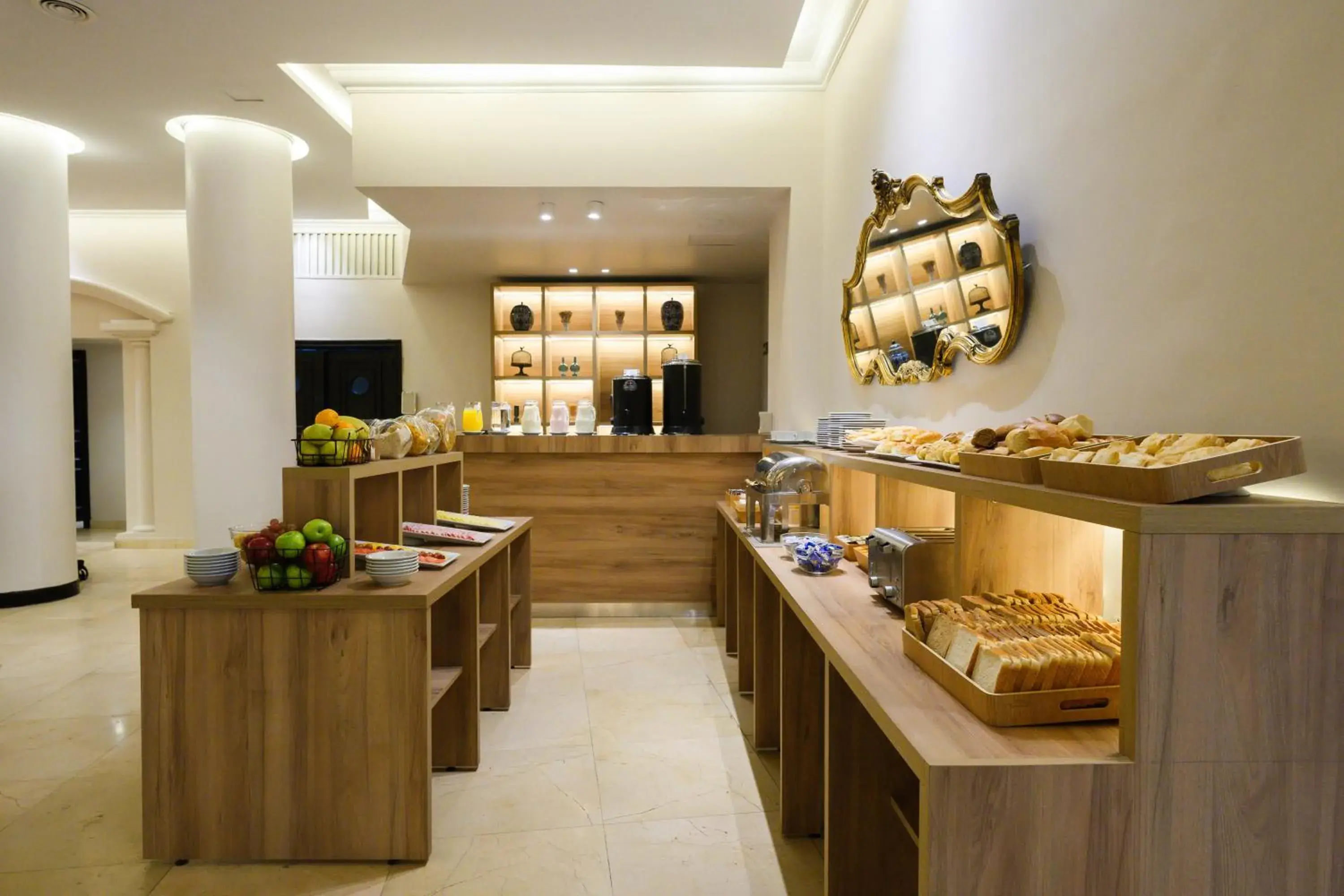 Breakfast in Midtown Boutique Hotel Breakfast in Midtown Boutique Hotel