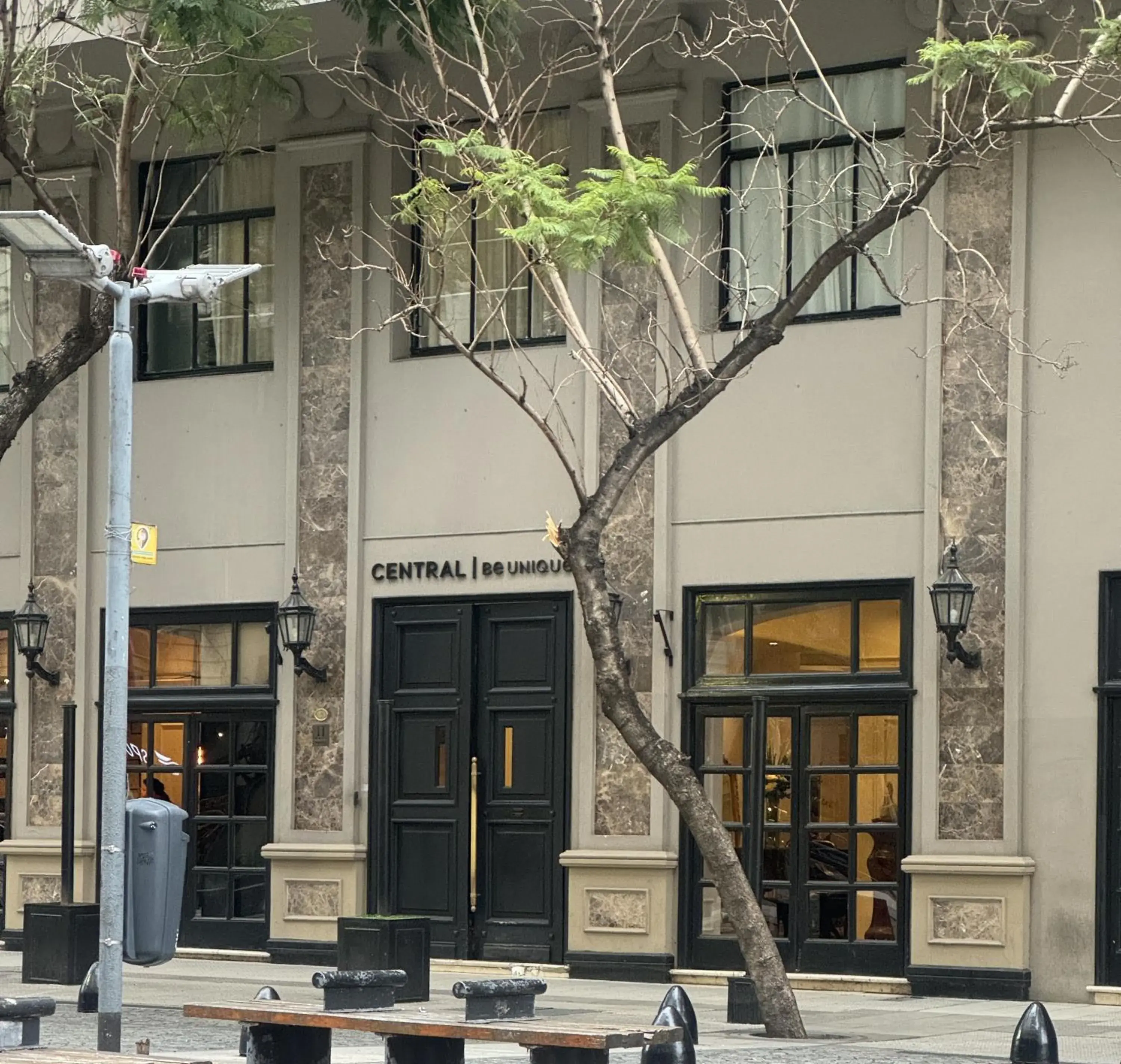 Facade/entrance in Unique Executive Central Facade/entrance in Unique Executive Central