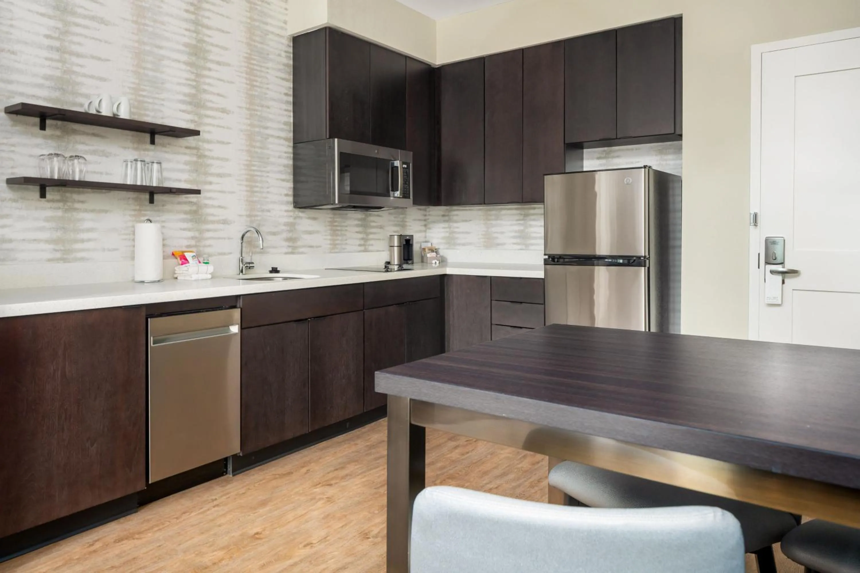 Kitchen or kitchenette in Residence Inn by Marriott Decatur Emory Area