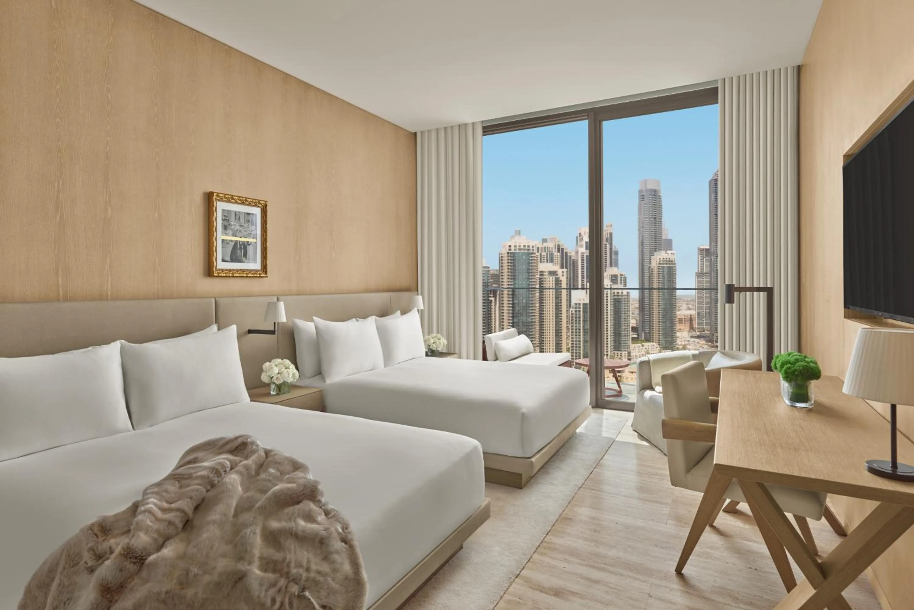 Bedroom, Bed in The Dubai EDITION