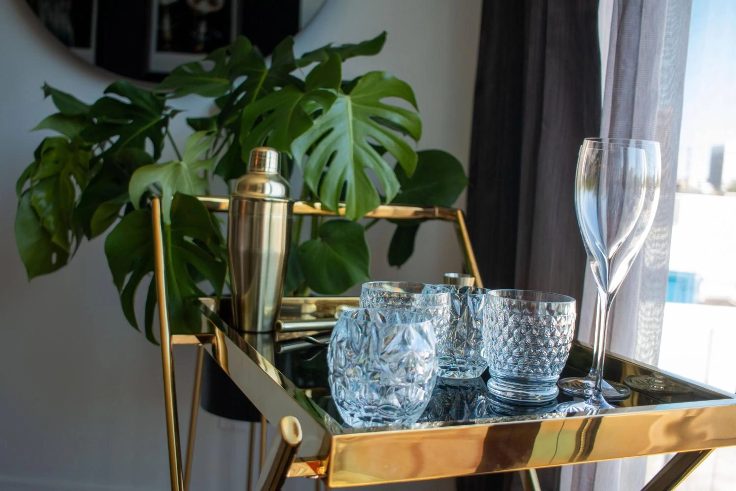 Bedroom in The ENGLiSH Hotel, Las Vegas, a Tribute Portfolio Hotel