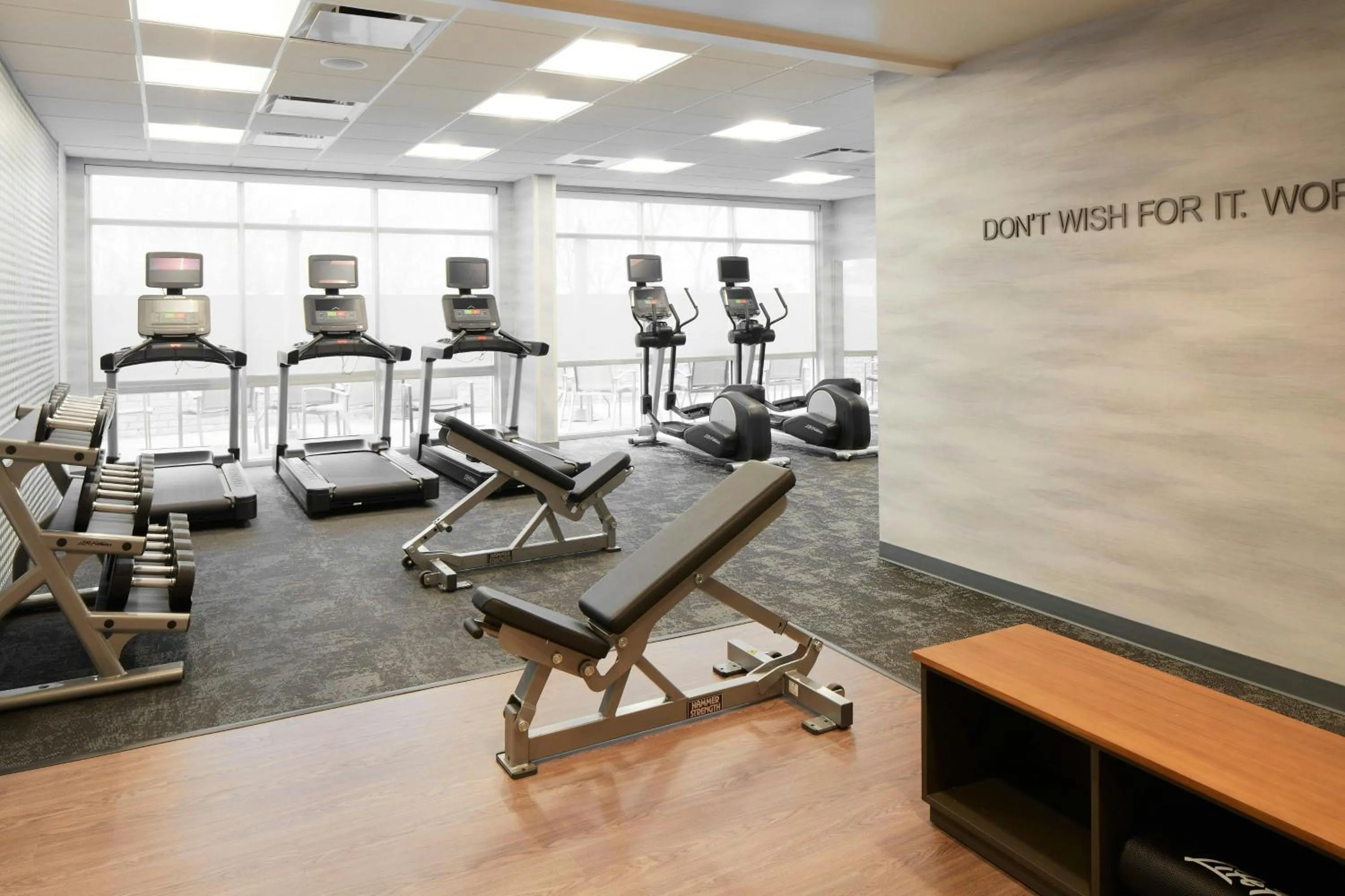 Fitness centre/facilities in Fairfield Inn & Suites by Marriott Stony Creek