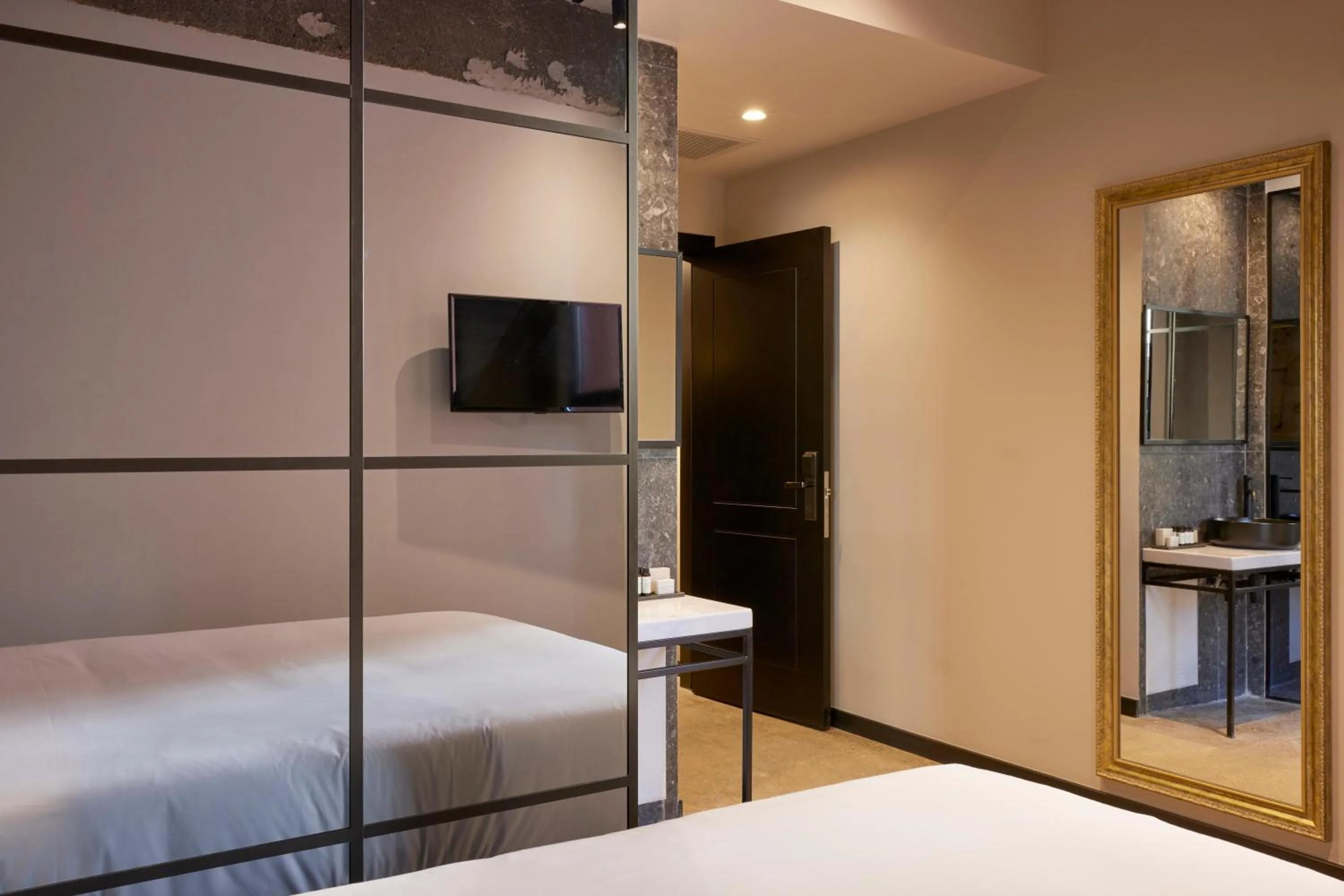 Photo of the whole room, Bed in Anise, Aluma Hotels & Resorts