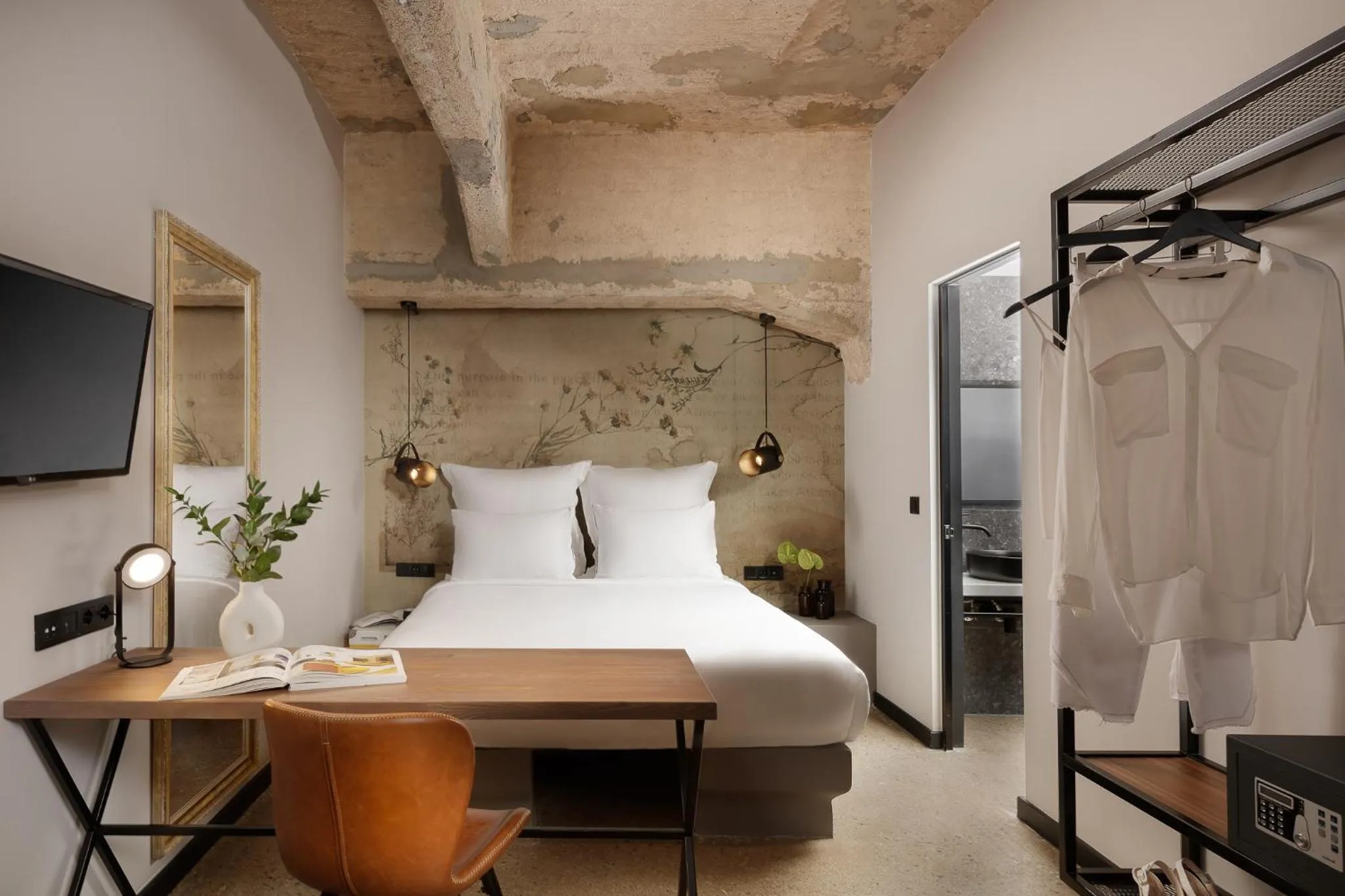 Photo of the whole room, Bed in Anise, Aluma Hotels & Resorts