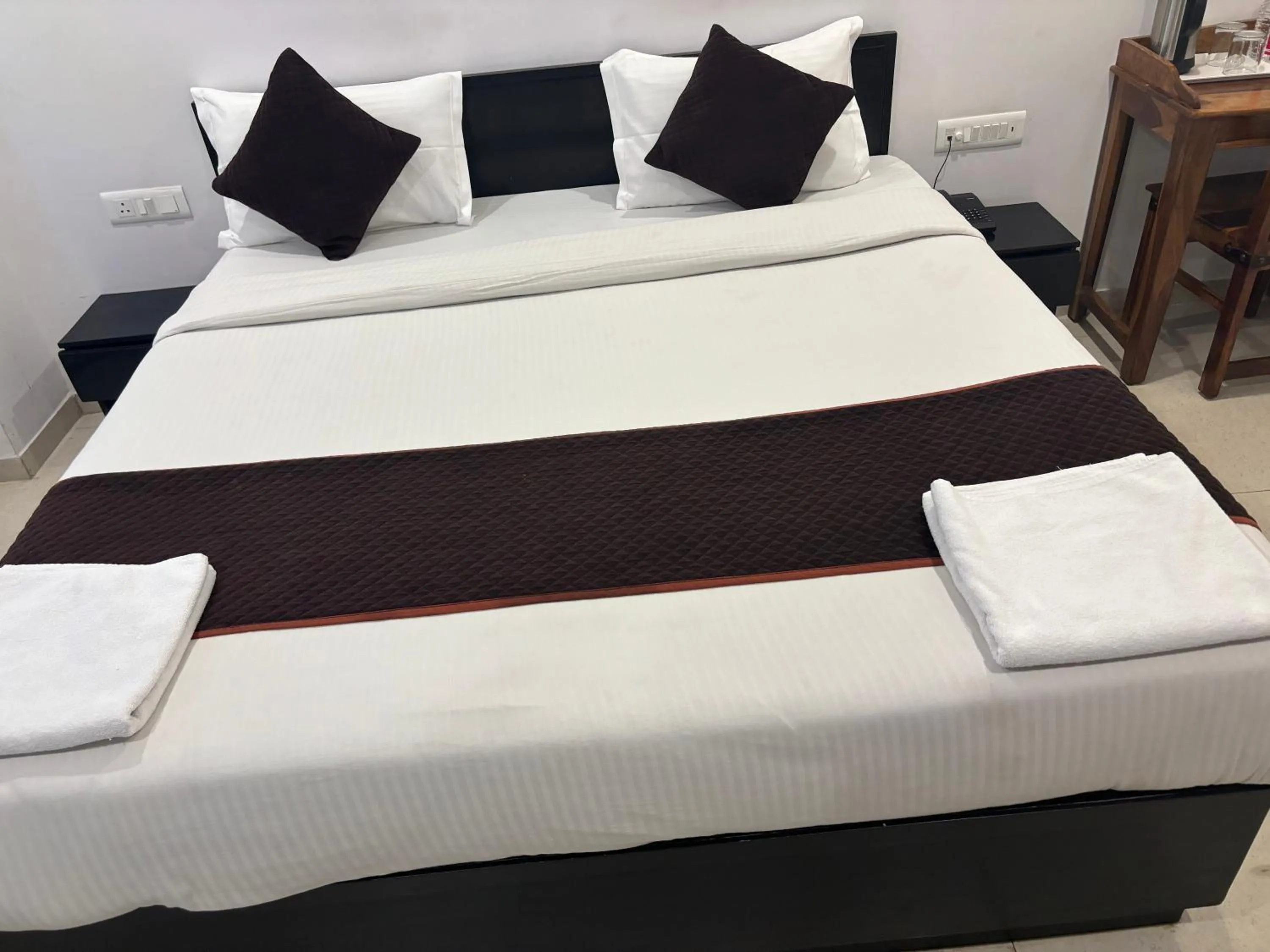 Photo of the whole room, Bed in Hotel Life Inn