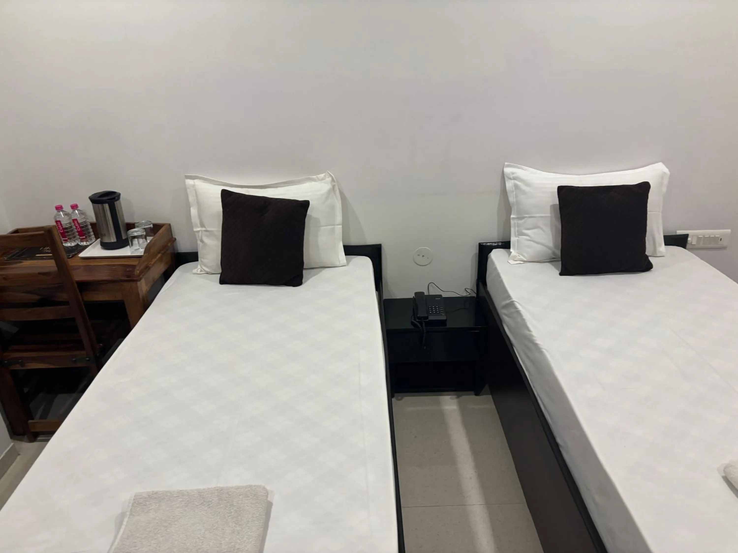 Bed in Hotel Life Inn