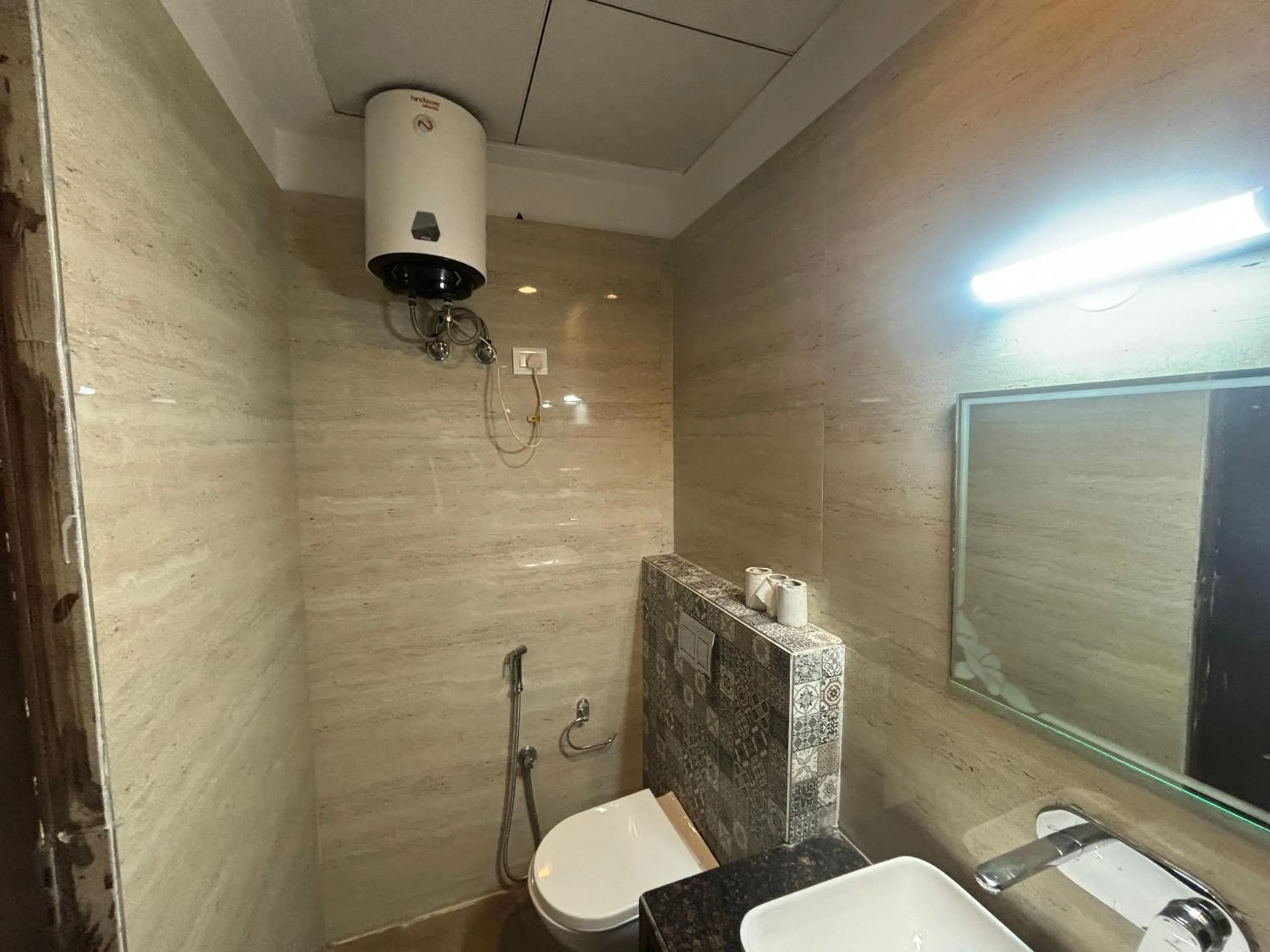 Bathroom in Hotel Life Inn