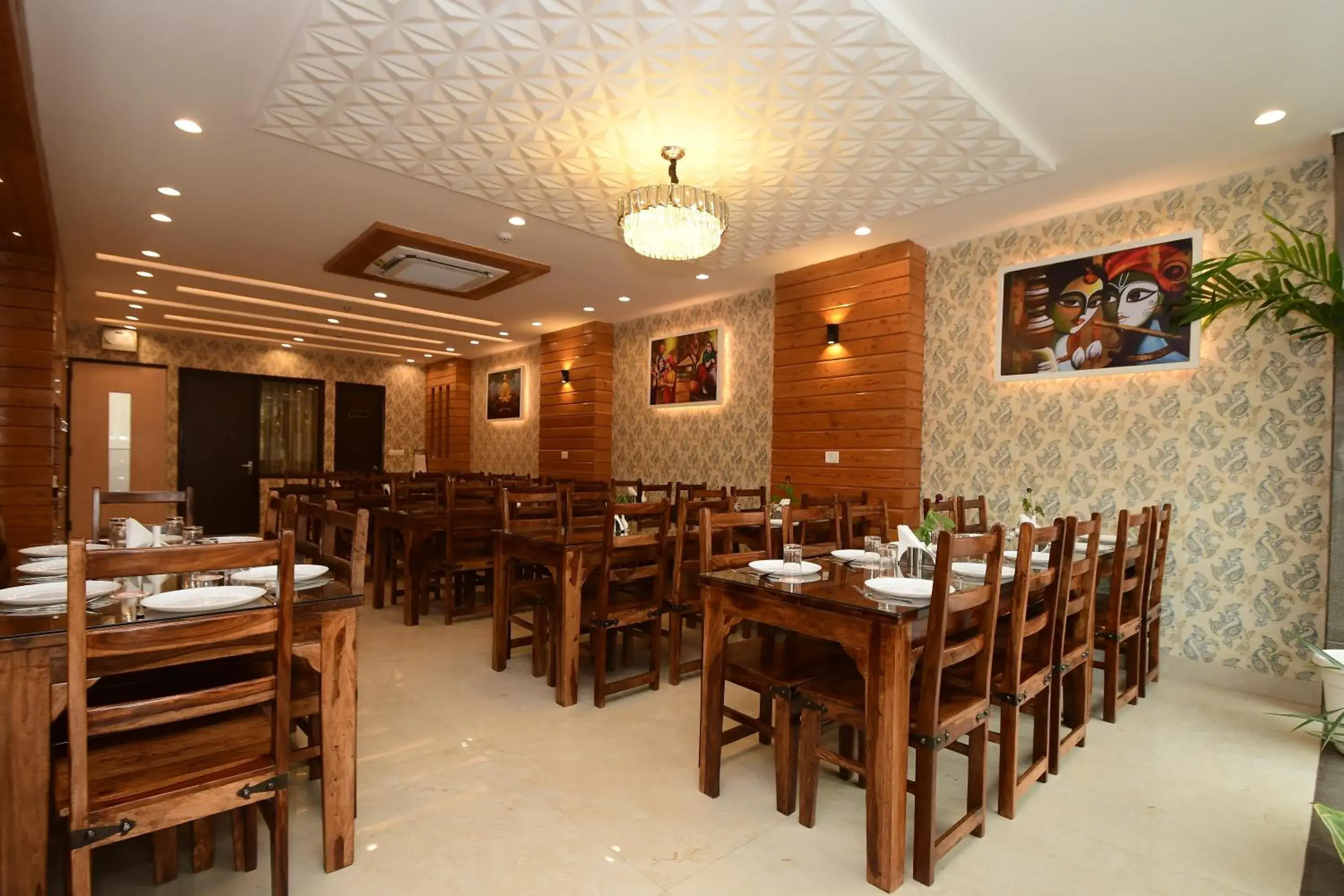 Restaurant/places to eat in Hotel Life Inn Restaurant/places to eat in Hotel Life Inn