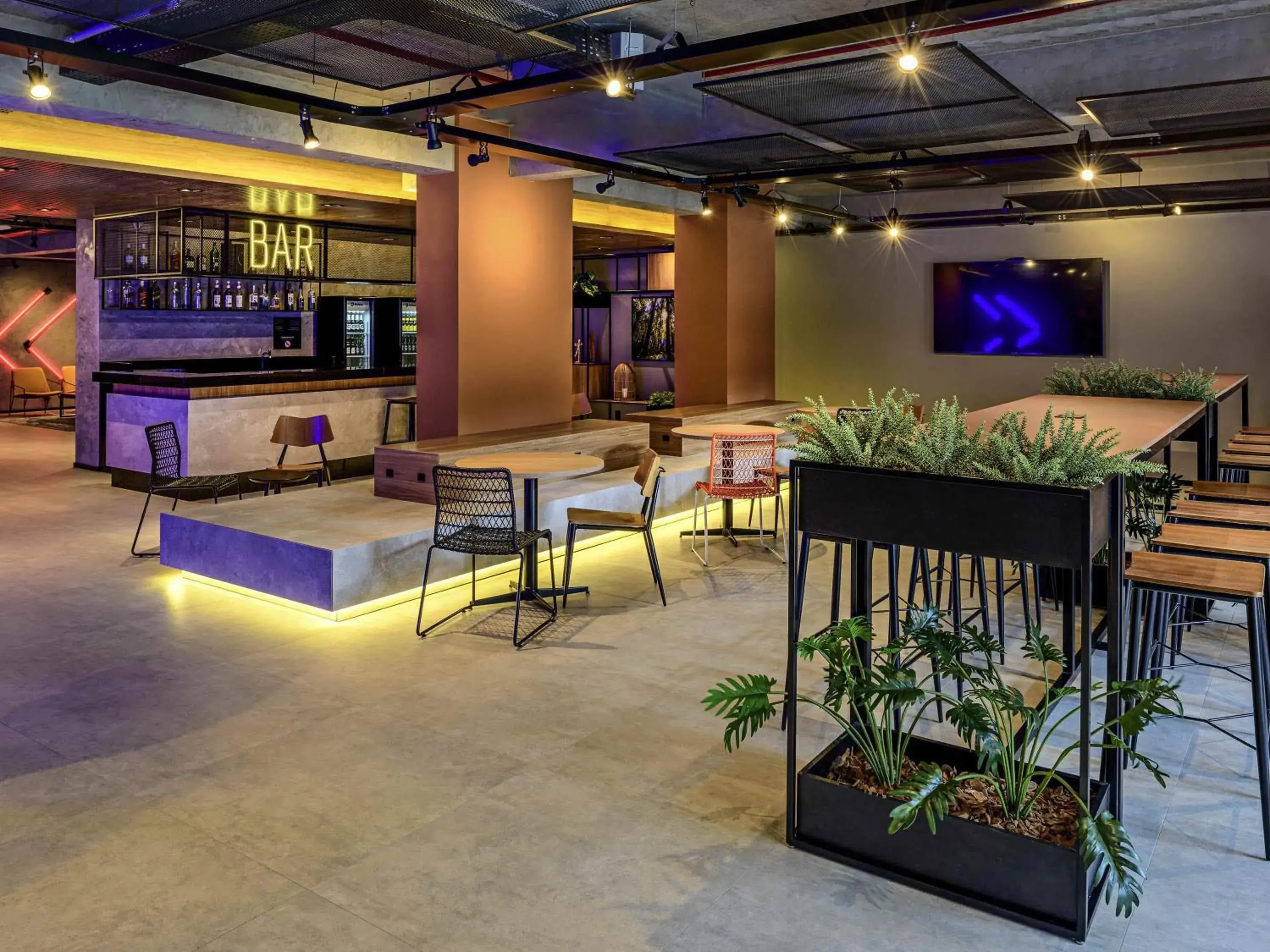 Lounge or bar in Ibis Balneario Camboriu Lounge or bar in Ibis Balneario Camboriu