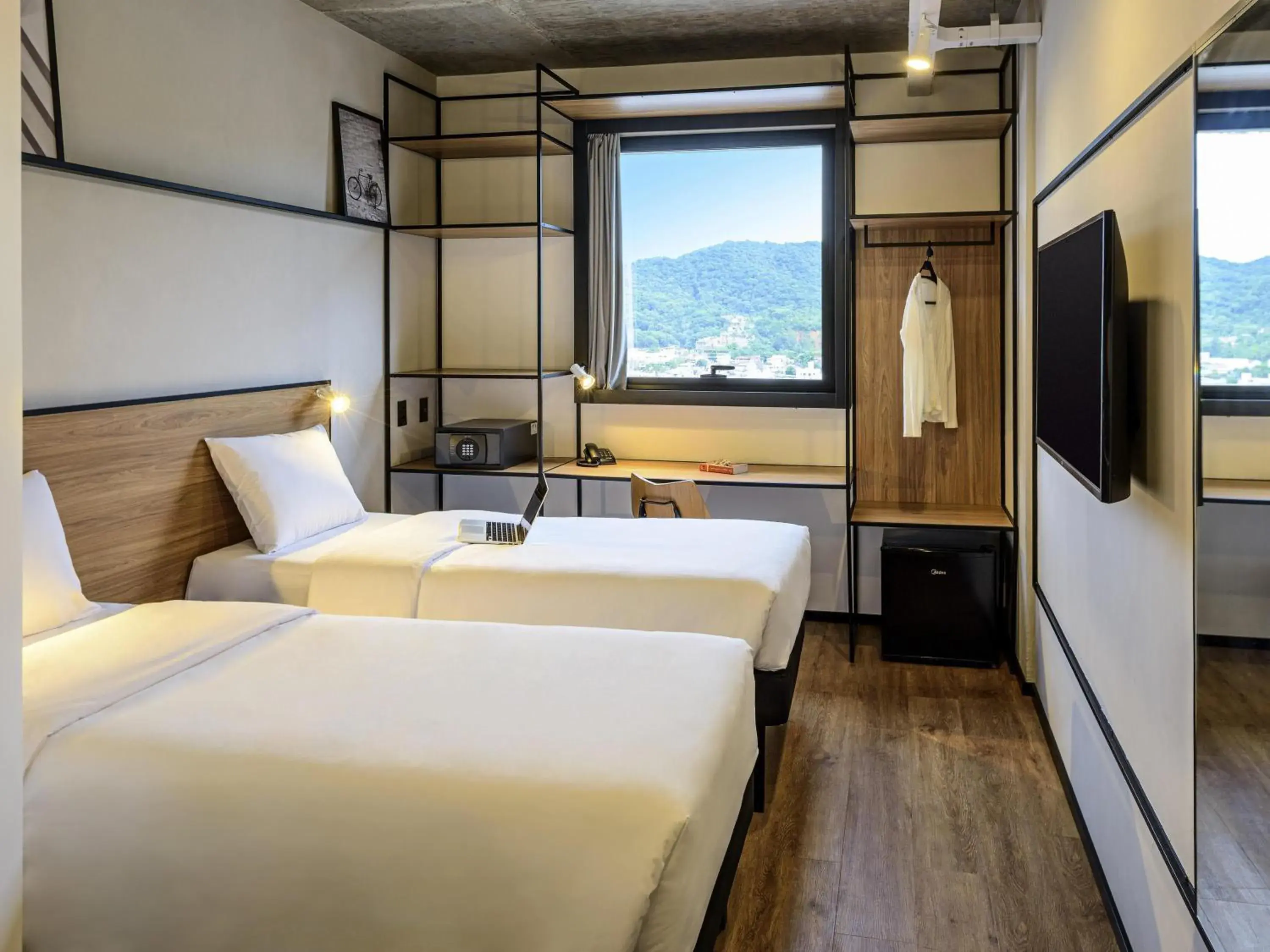 Bedroom, Bed in Ibis Balneario Camboriu Bedroom, Bed in Ibis Balneario Camboriu