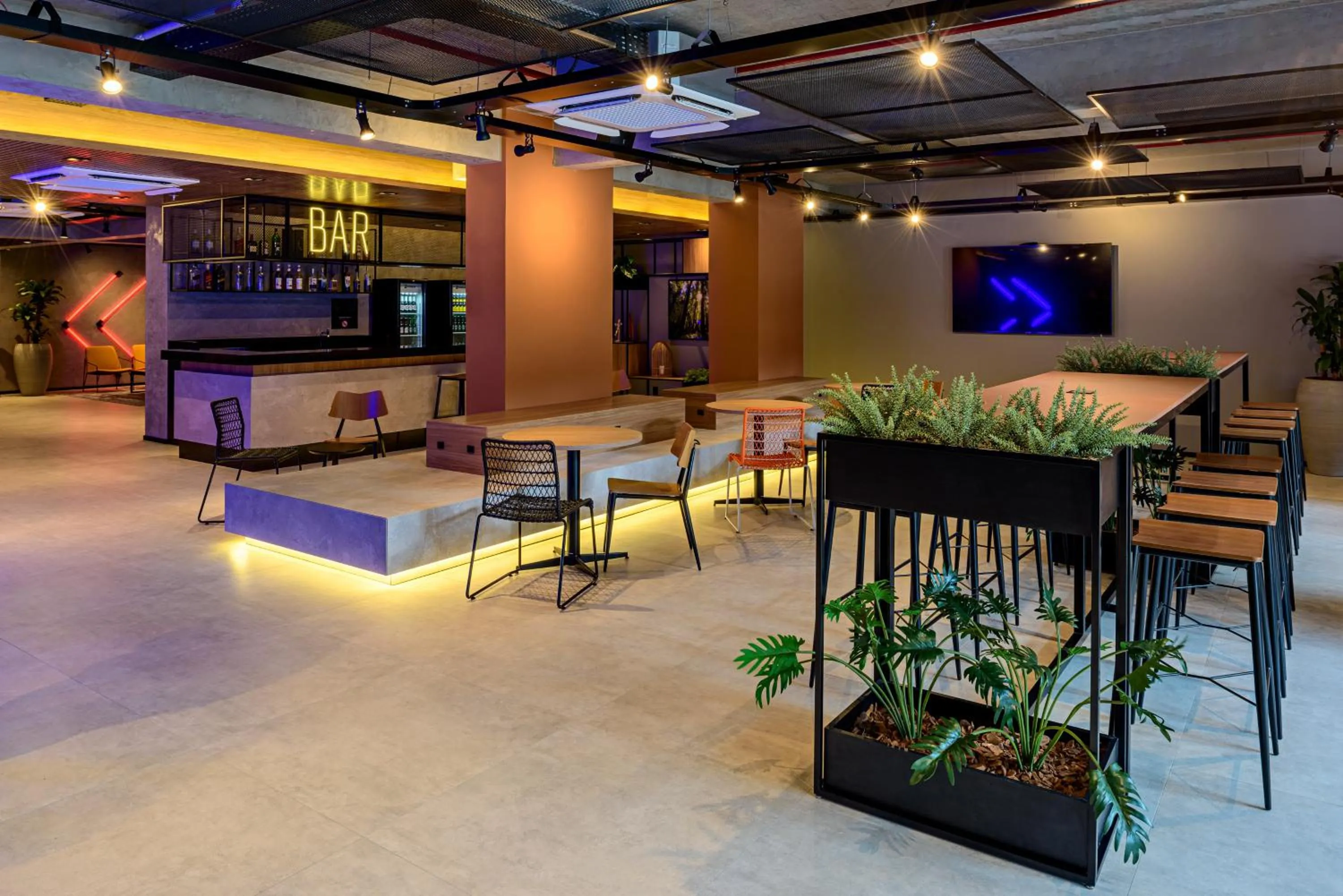 Lobby or reception in Ibis Balneario Camboriu