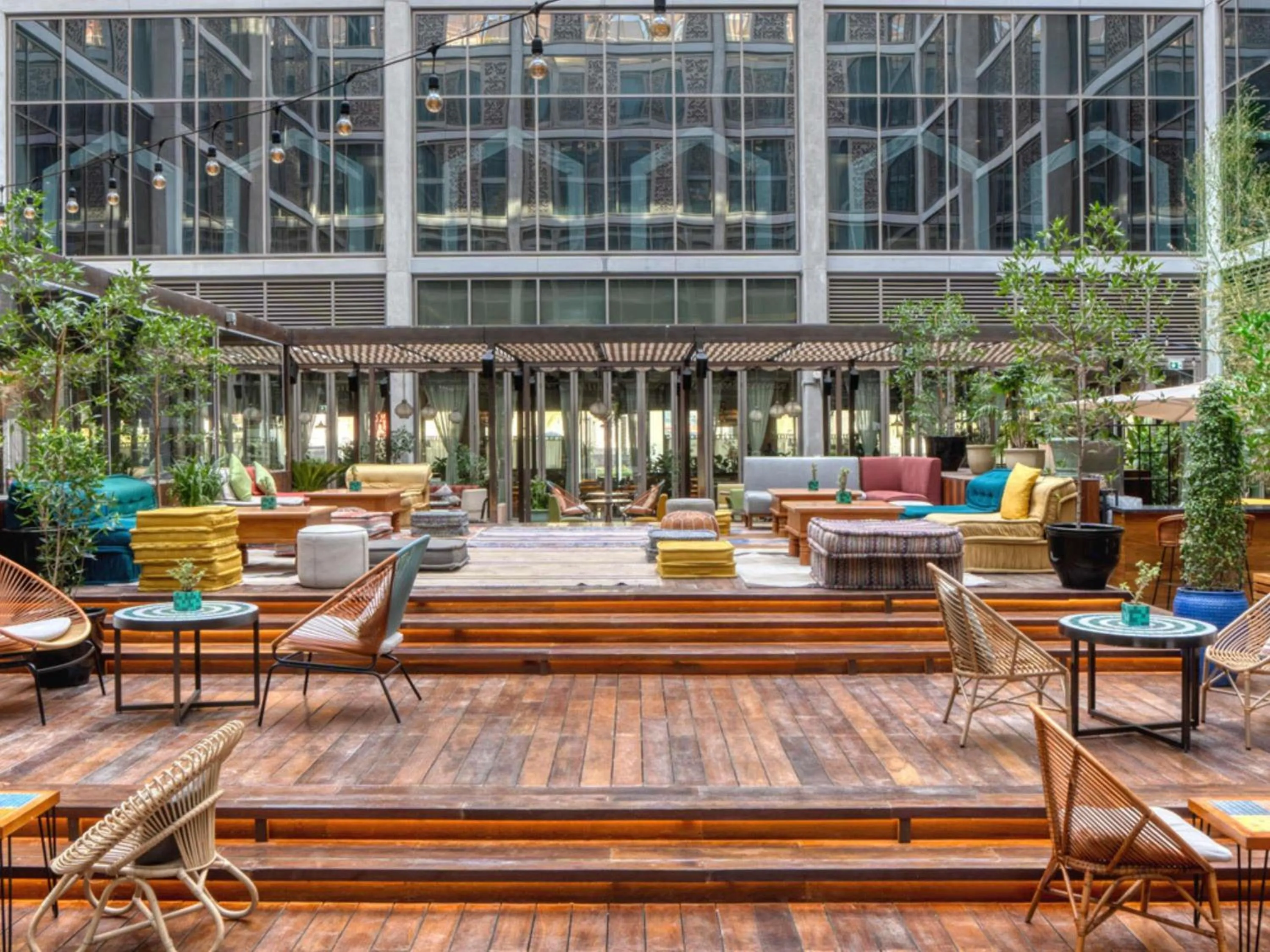 Restaurant/places to eat in 25hours Hotel Dubai One Central