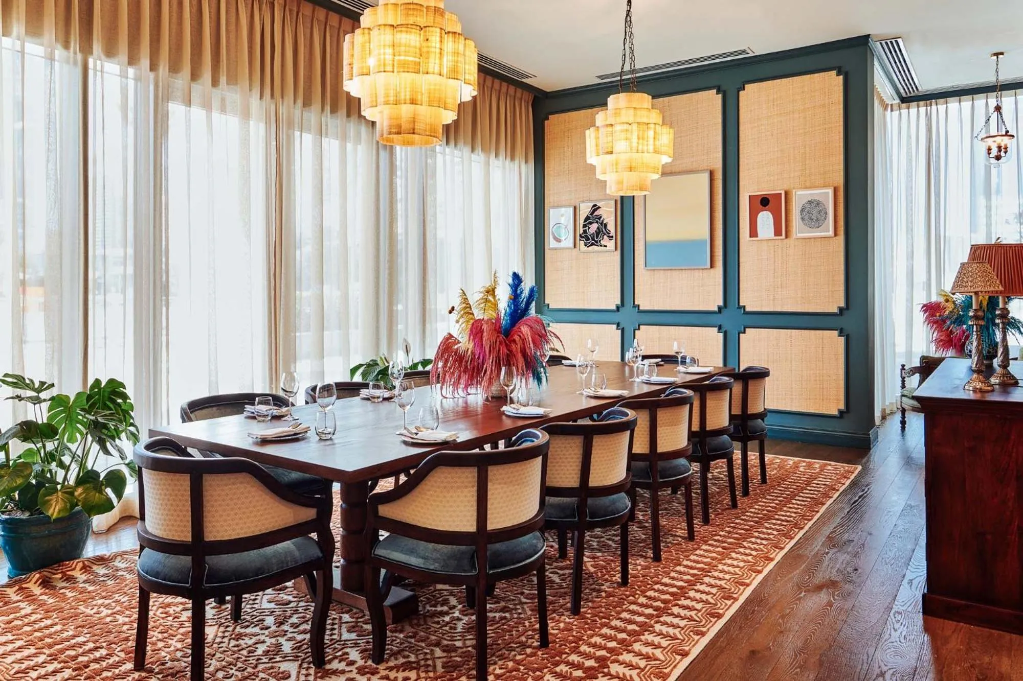 Restaurant/places to eat in 25hours Hotel Dubai One Central