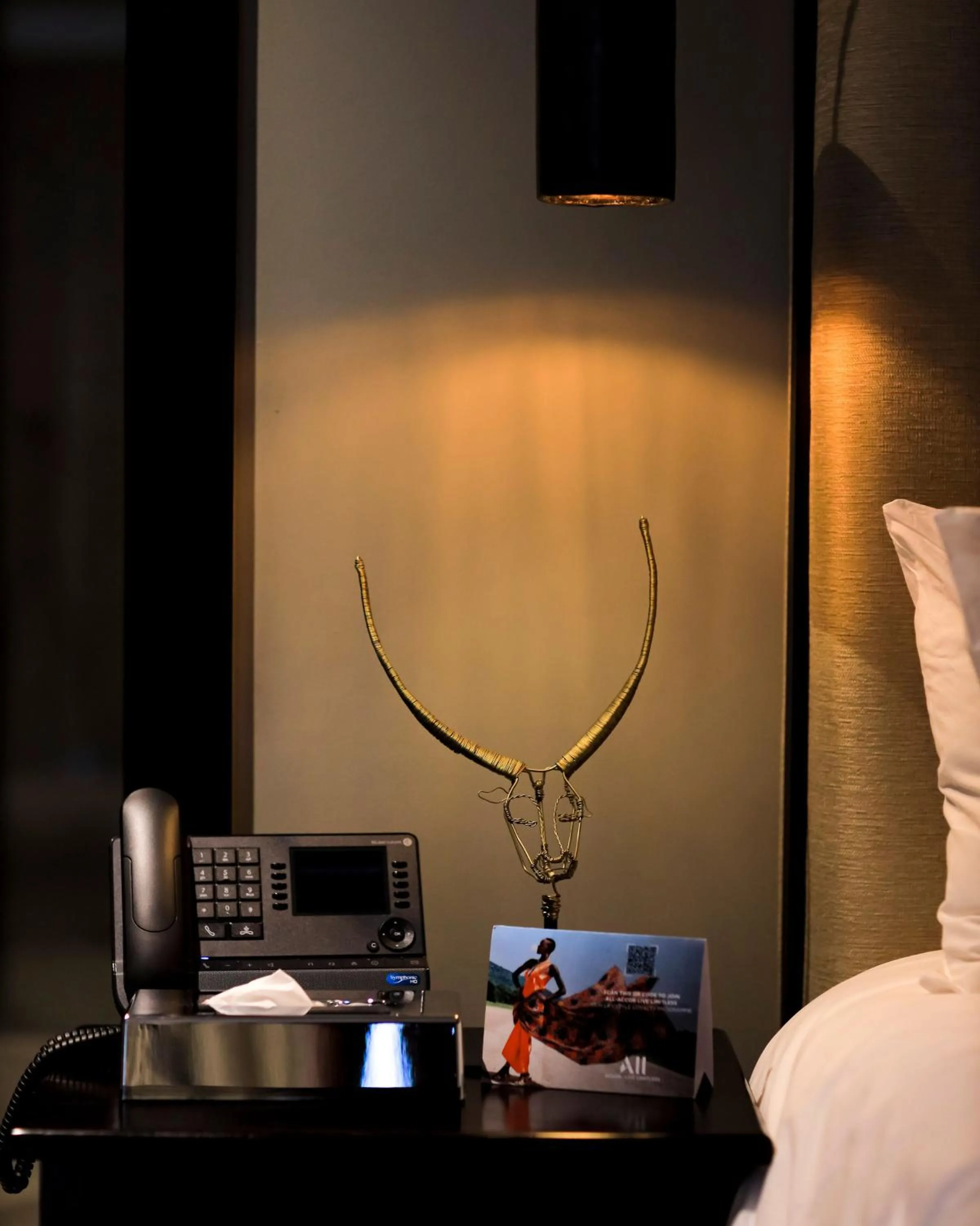 VIP, Bed in Mantis Akagera Game Lodge