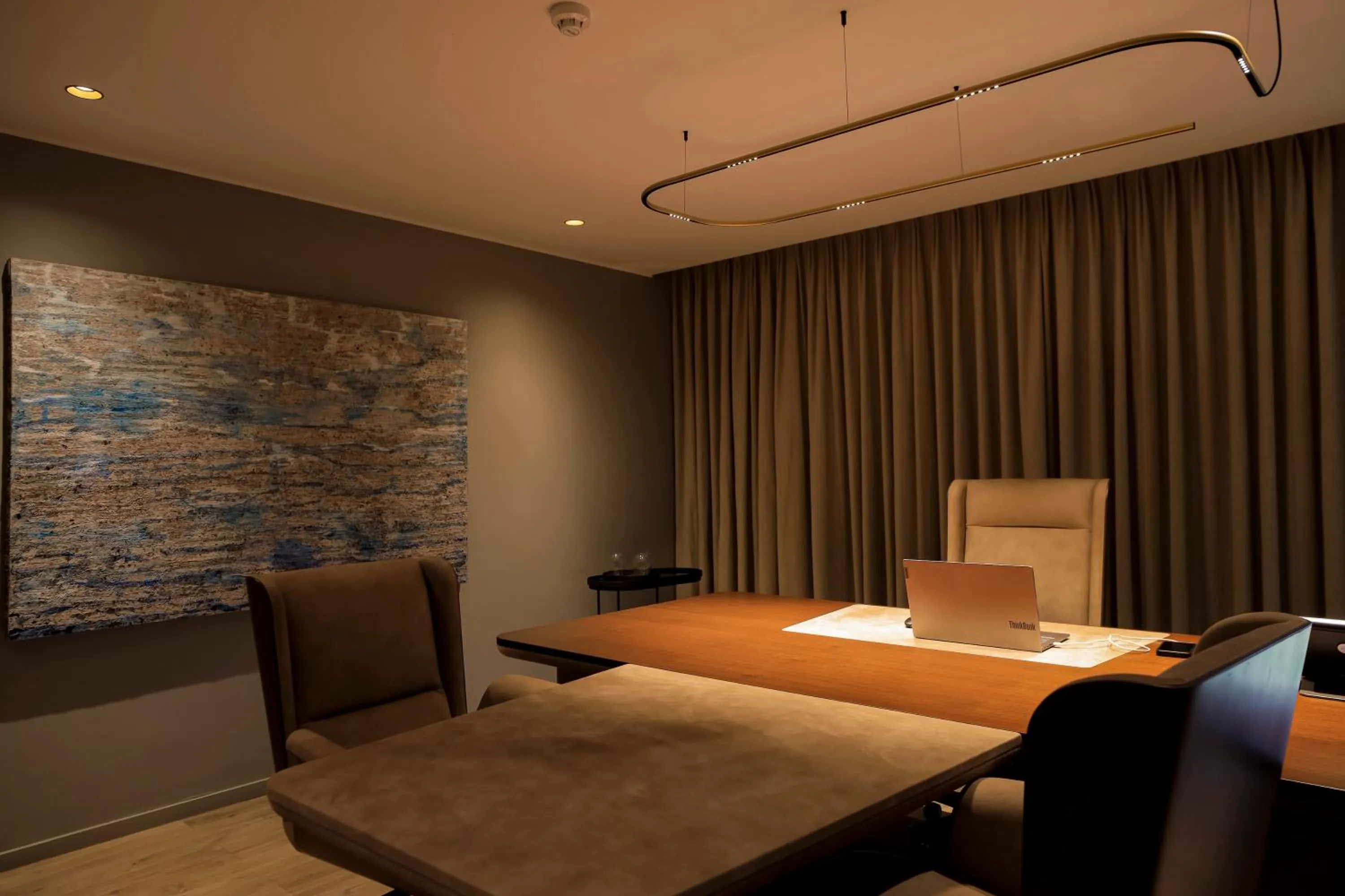 Meeting/conference room, Bed in Mantis Akagera Game Lodge