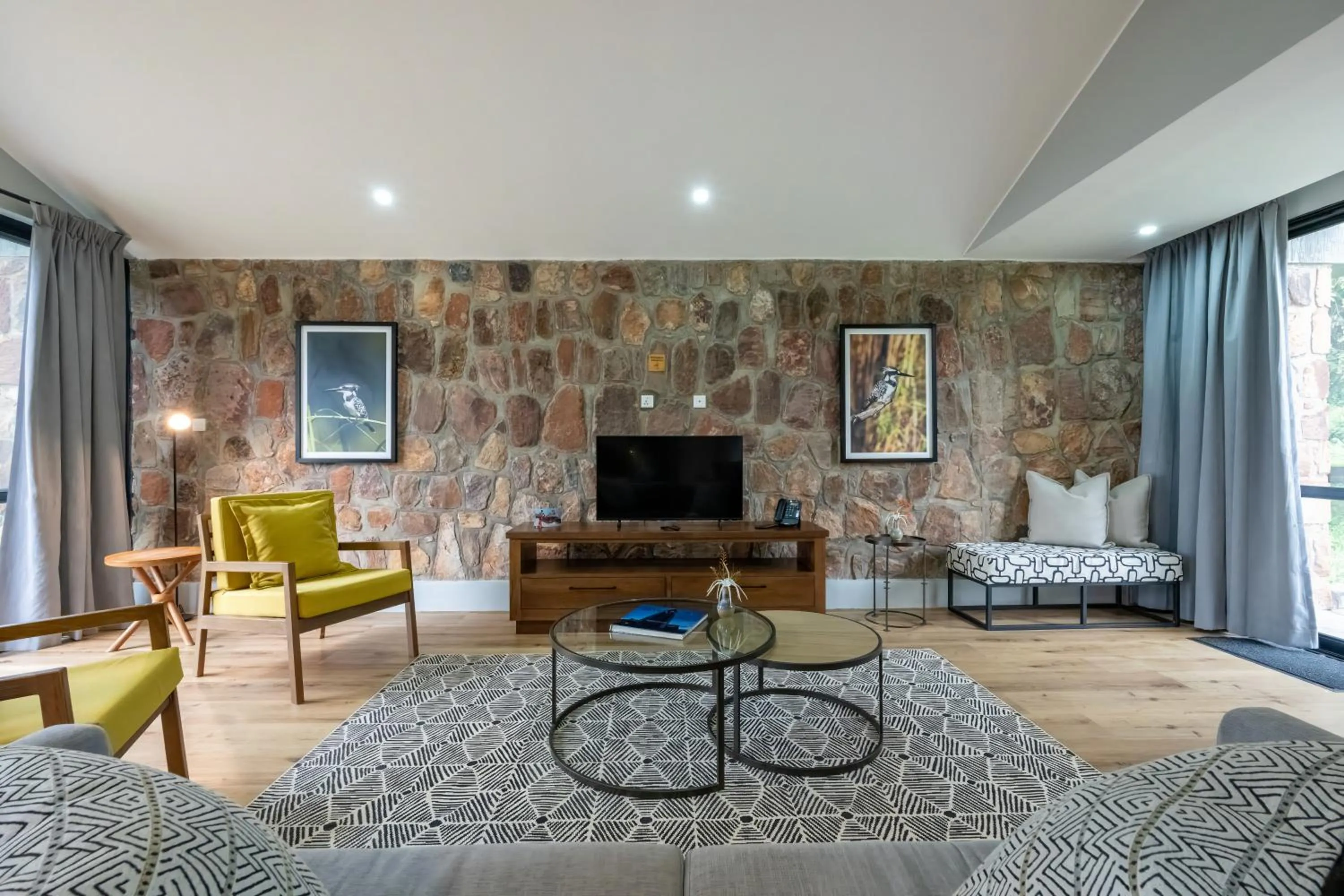 Dining area in Mantis Akagera Game Lodge