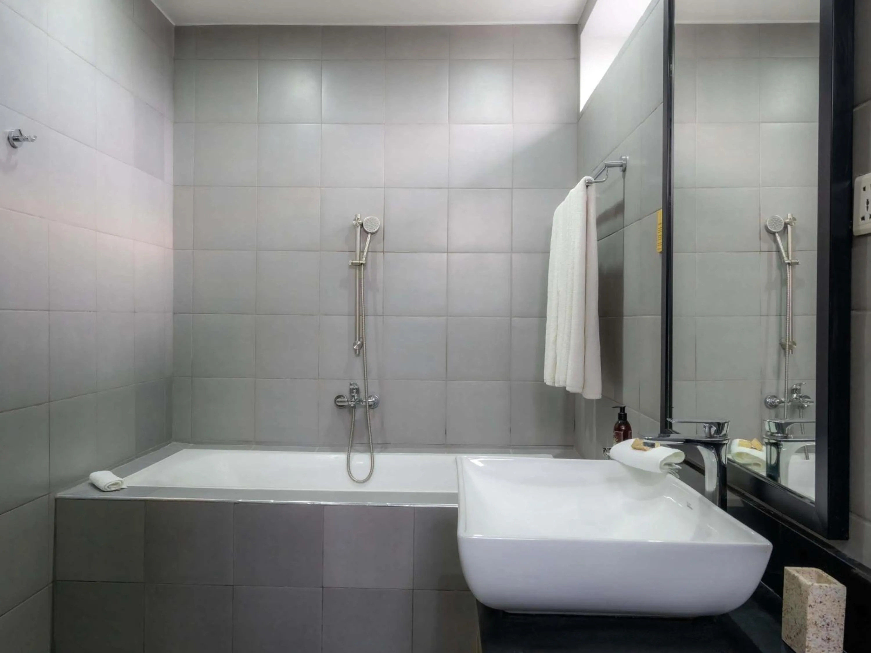 Bedroom in Mantis Akagera Game Lodge